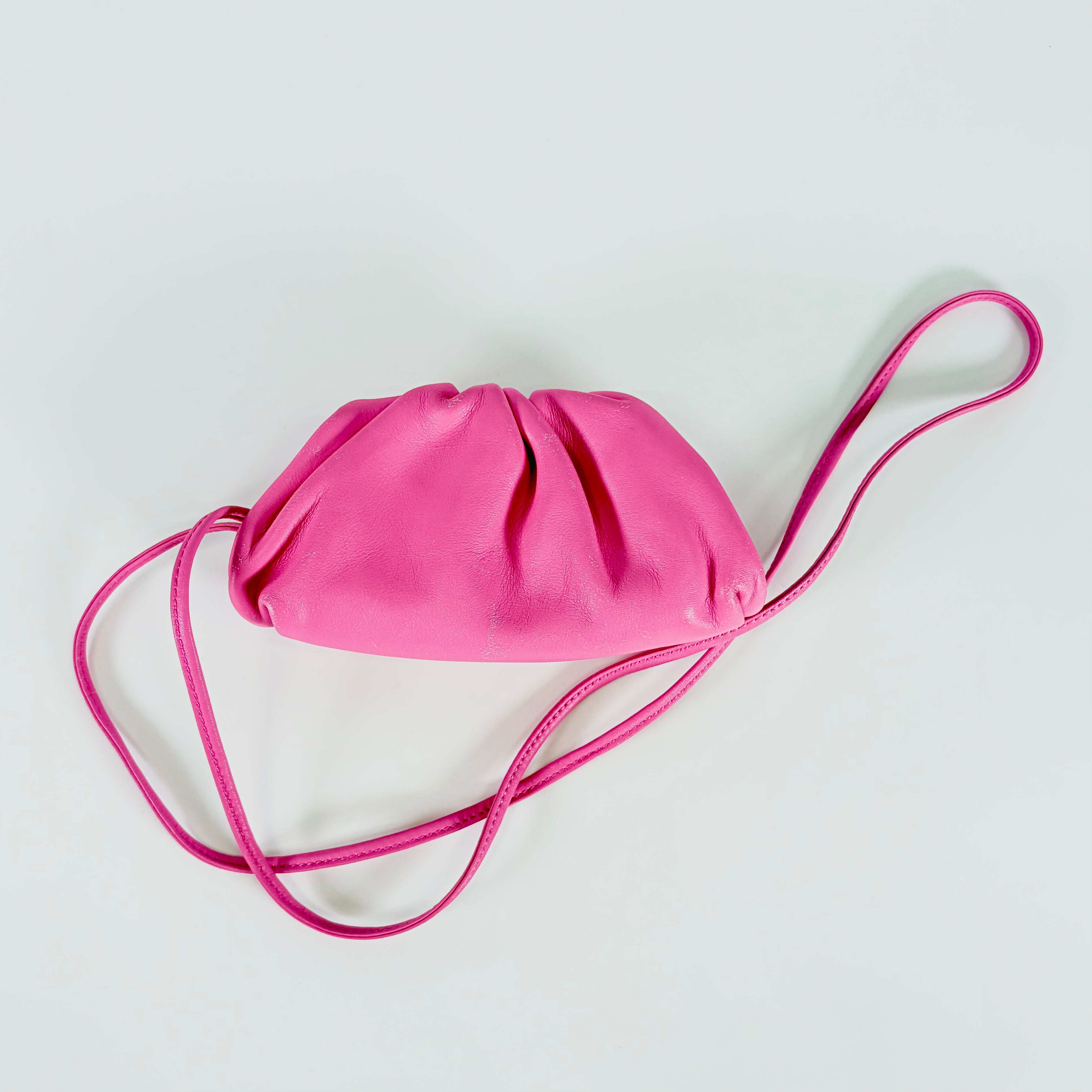 2605 secondhand BOTTEGAVENETA mini pouch pink