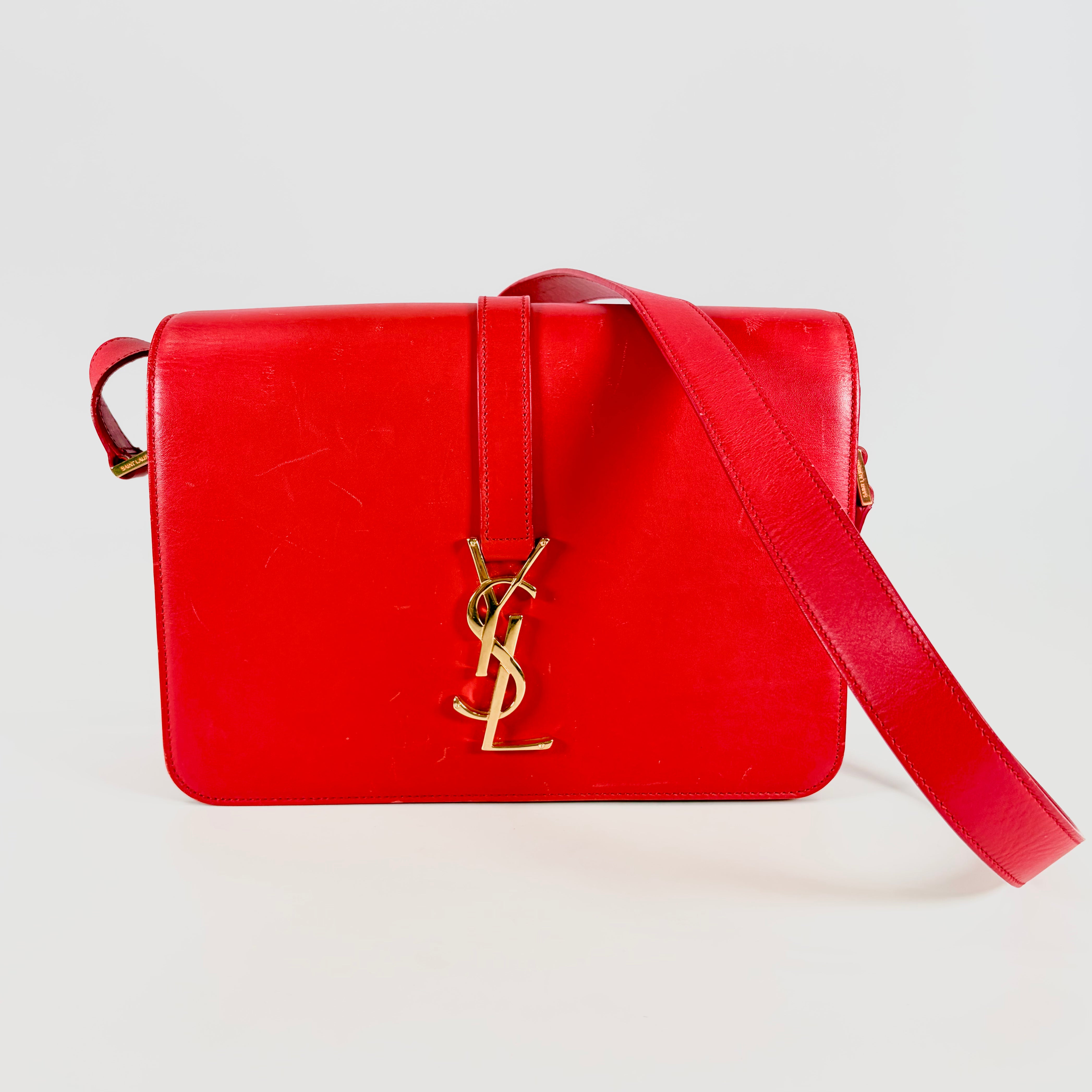 2605 secondhand SAINTLAURENT shite Shoulder bag 357403/ calf / Red /GD B Rank