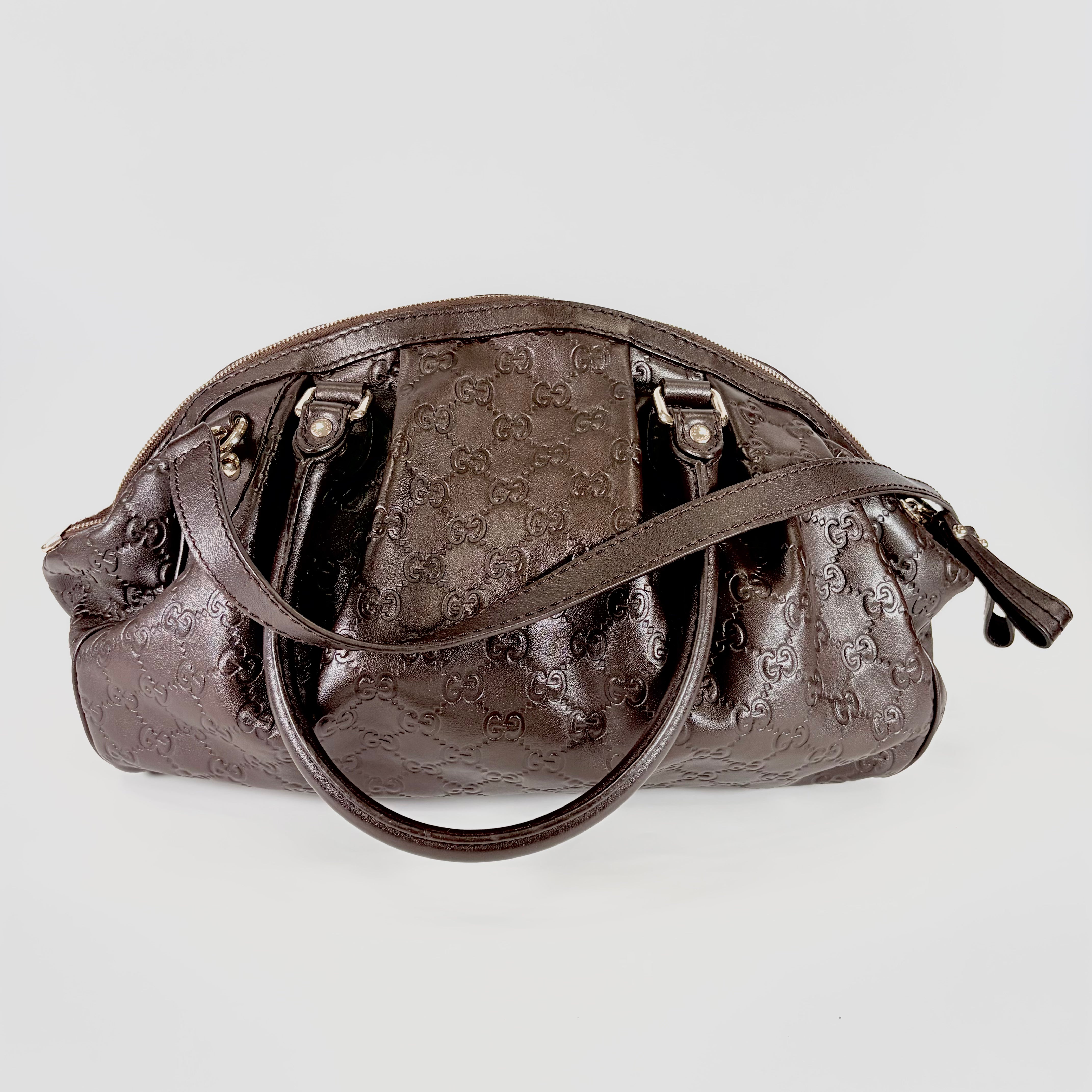 2605 secondhand GUCCI hand bag