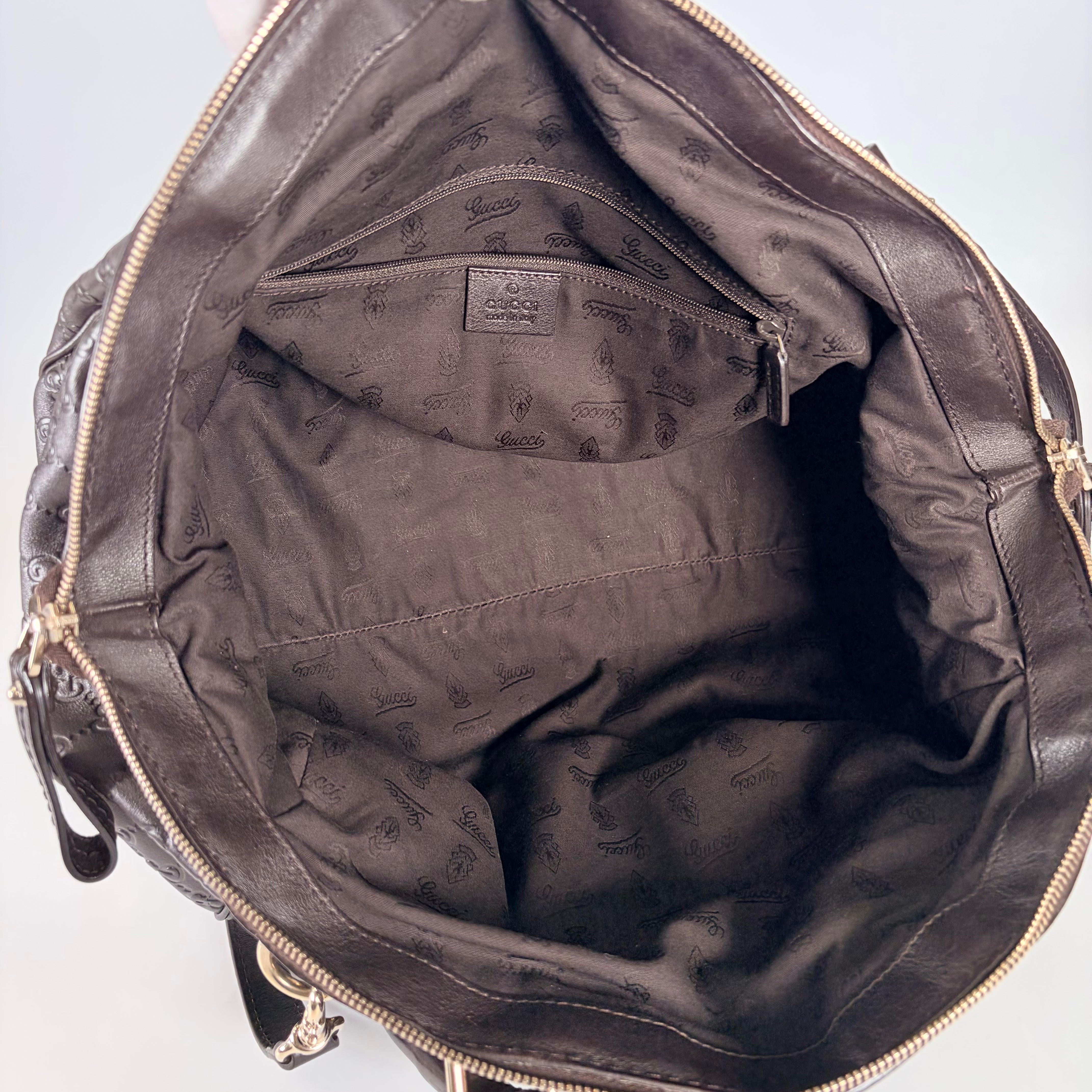2605 secondhand GUCCI hand bag