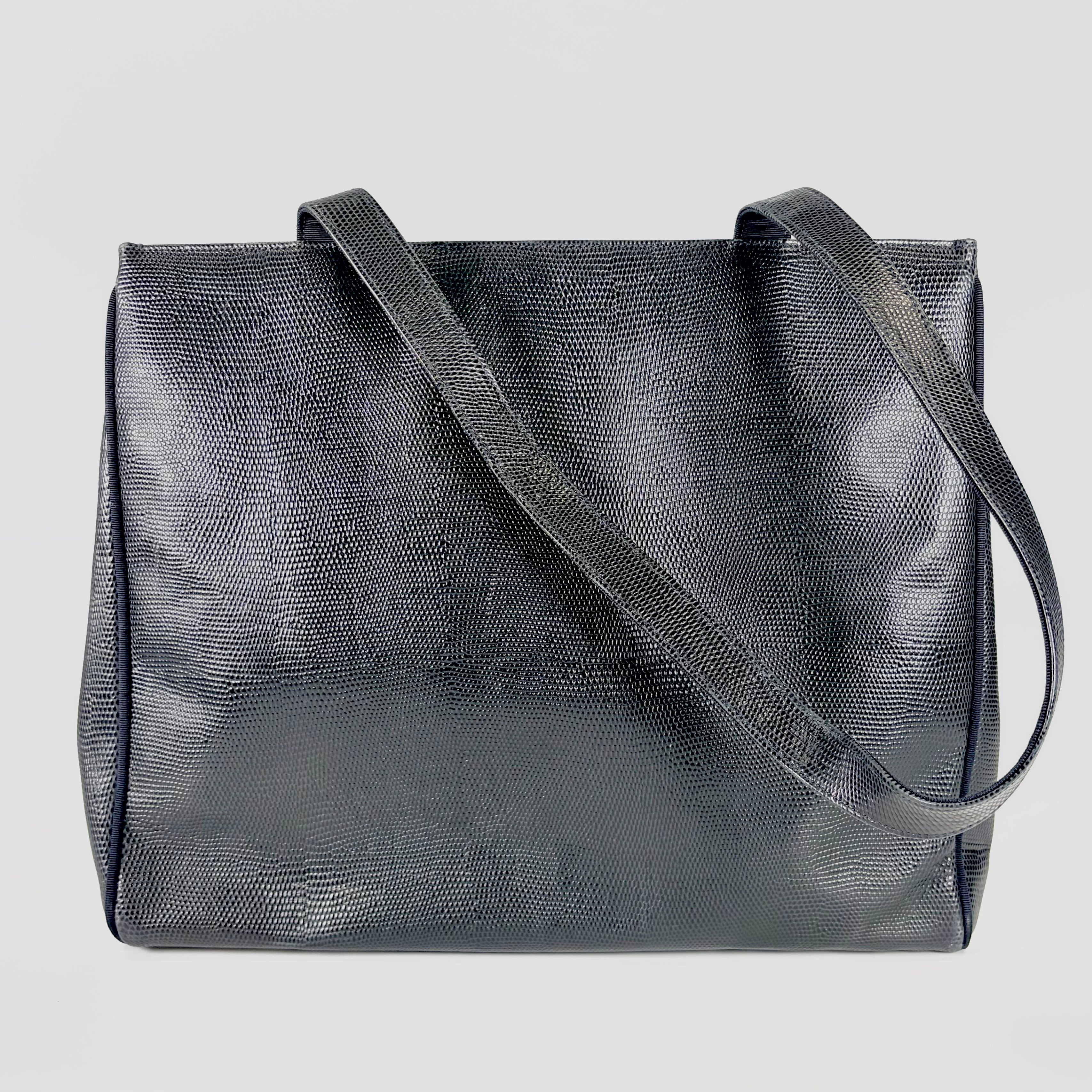 2605 secondhand Ferragamo Shoulder bag