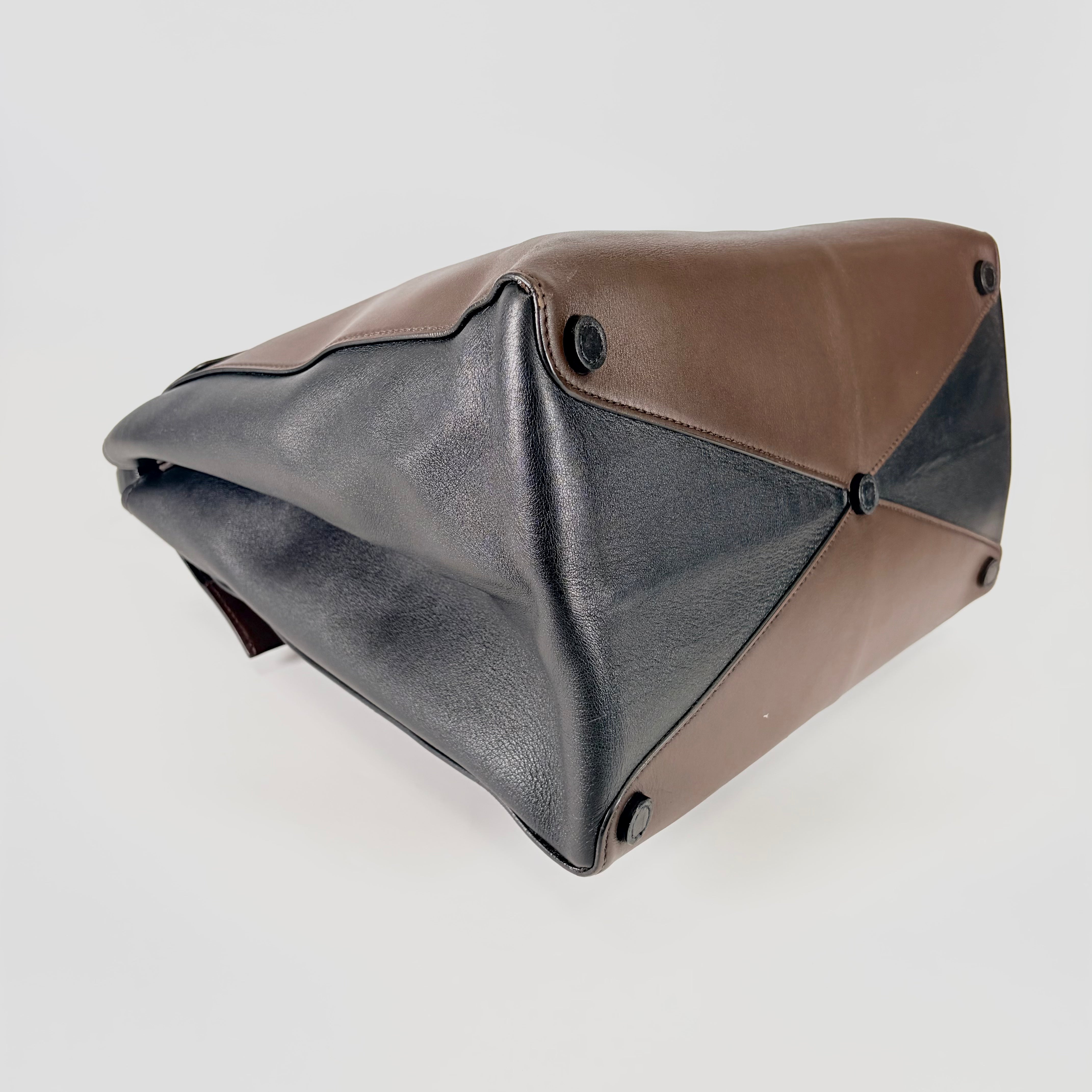 2605 secondhand PRADA Tote Bag