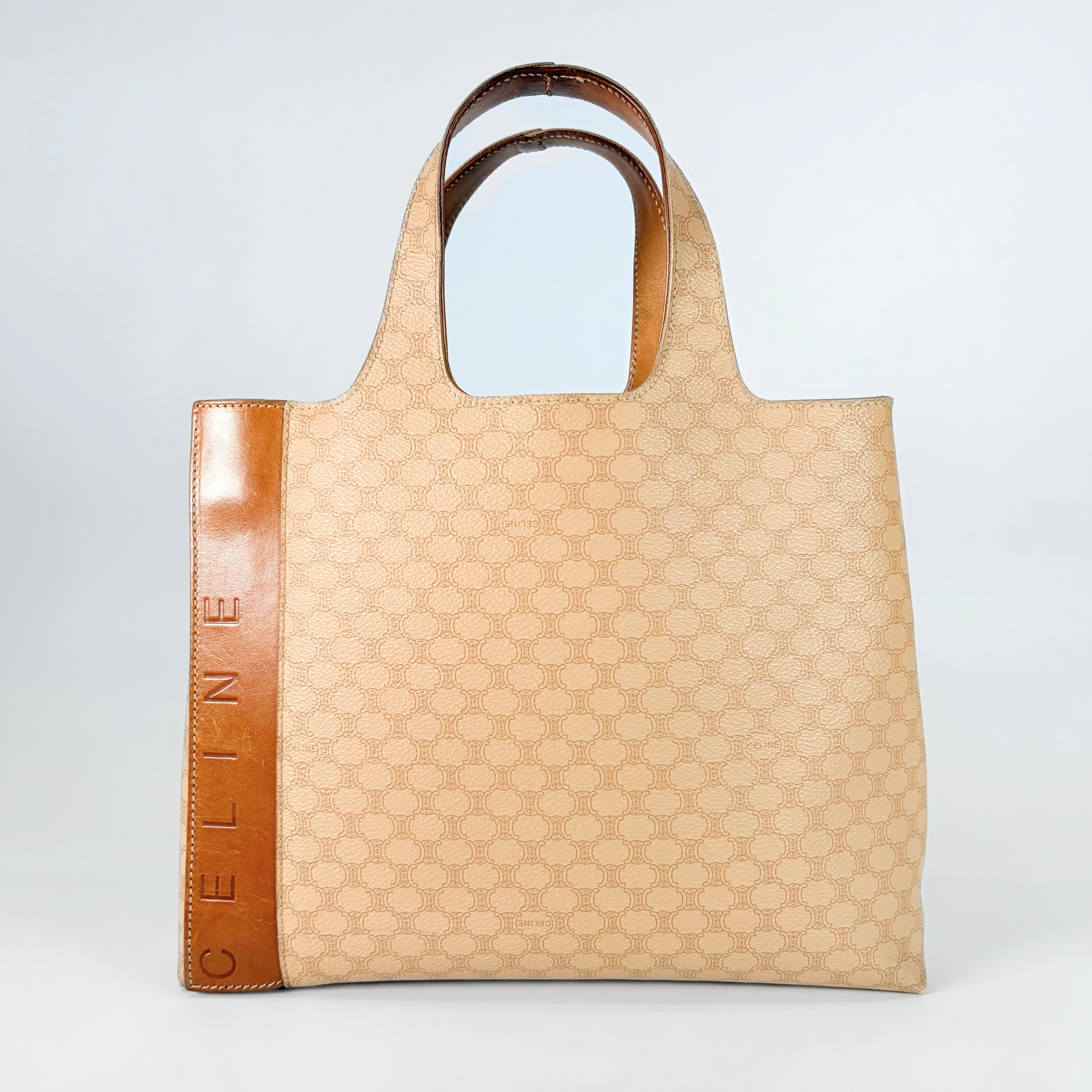 2605 secondhand CELINE Macadam hand bag
