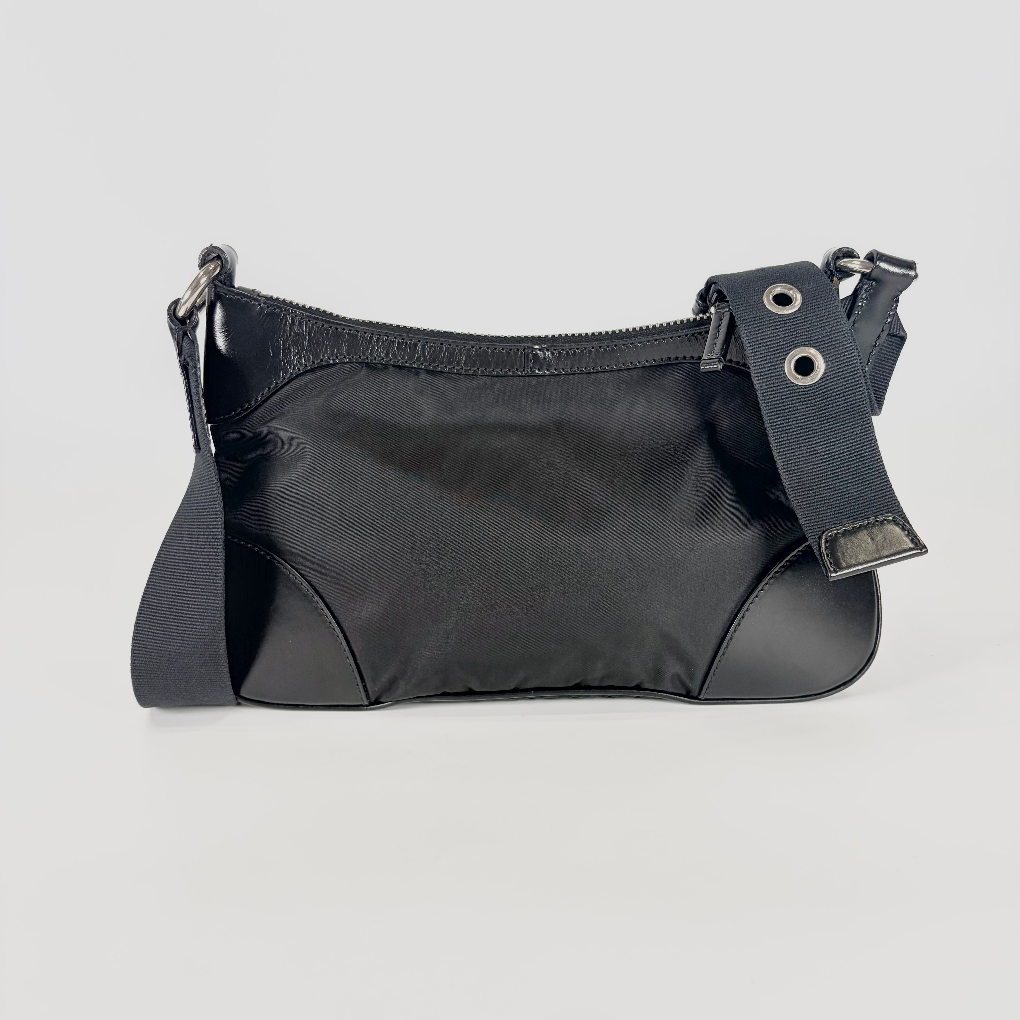 2605 secondhand PRADA Shoulder bag