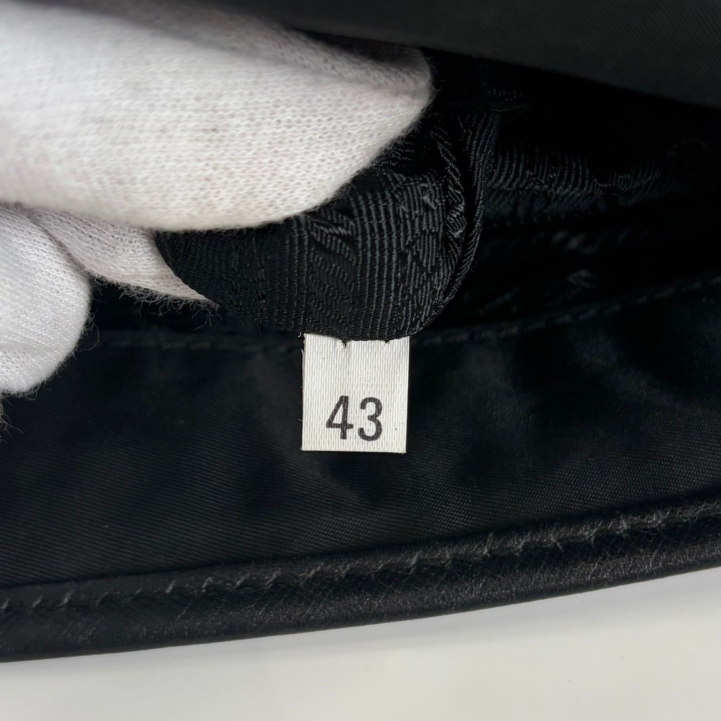 2605 secondhand PRADA nylon Shoulder bag