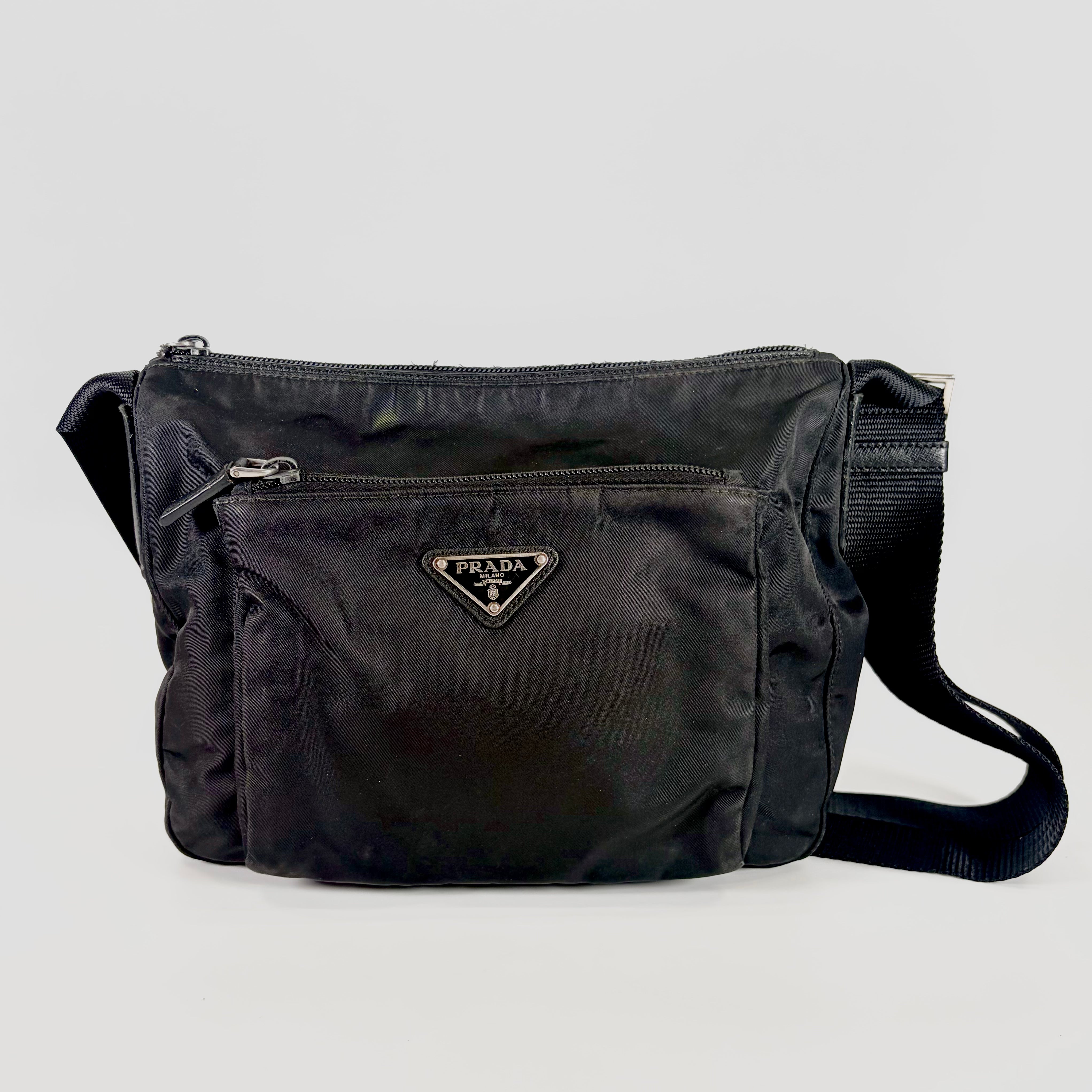 2605 secondhand PRADA Shoulder bag