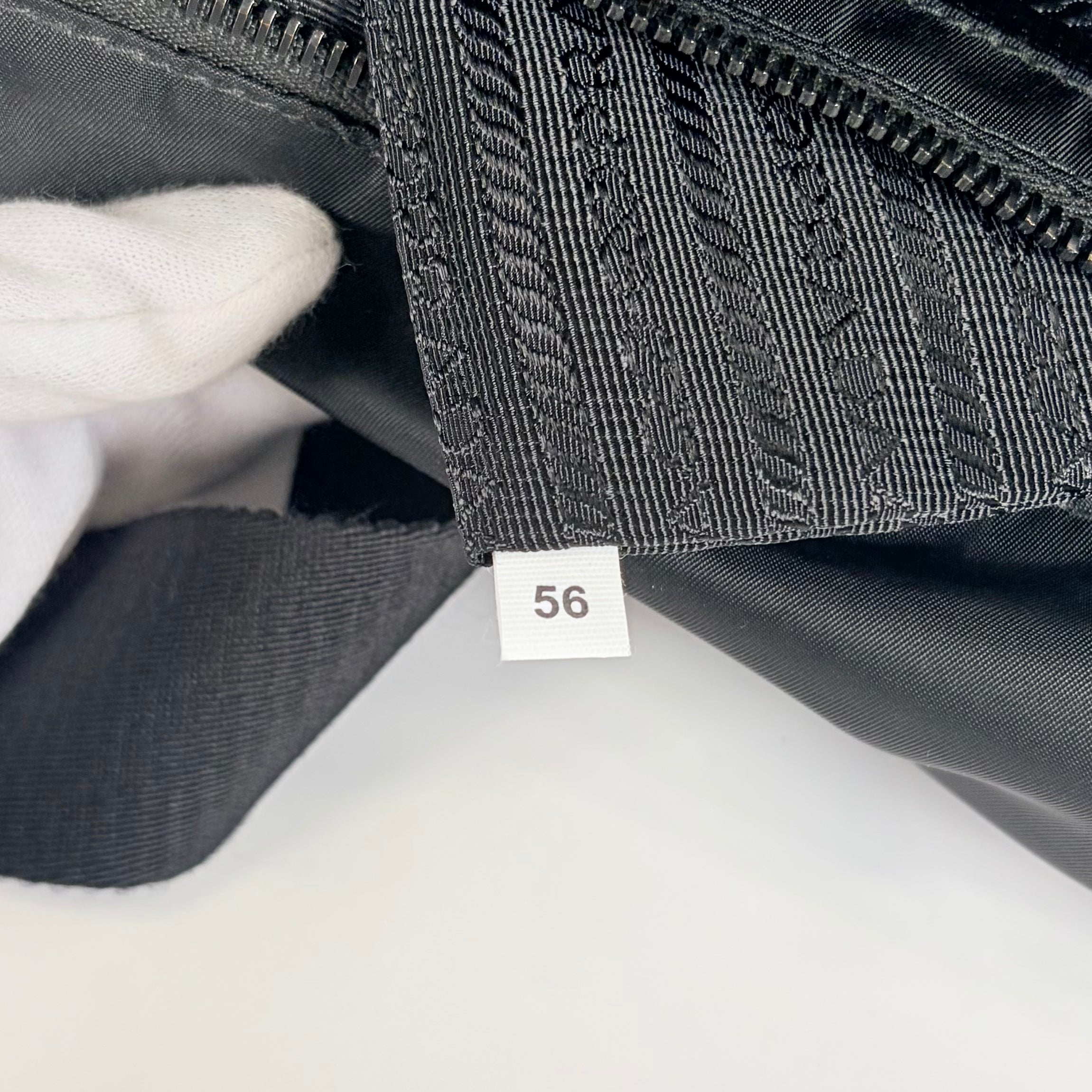 2605 secondhand PRADA Shoulder bag