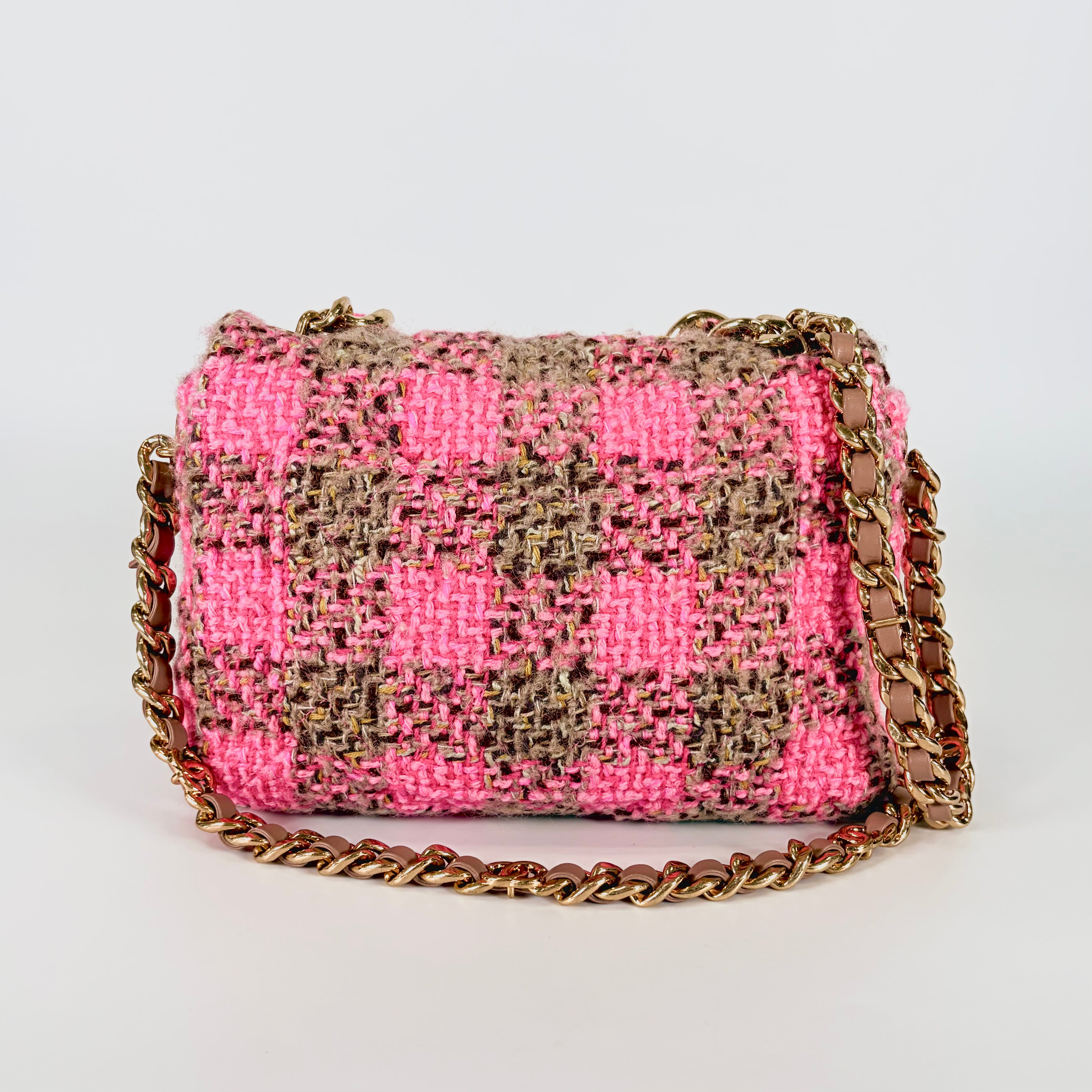 2605 secondhand CHANEL
