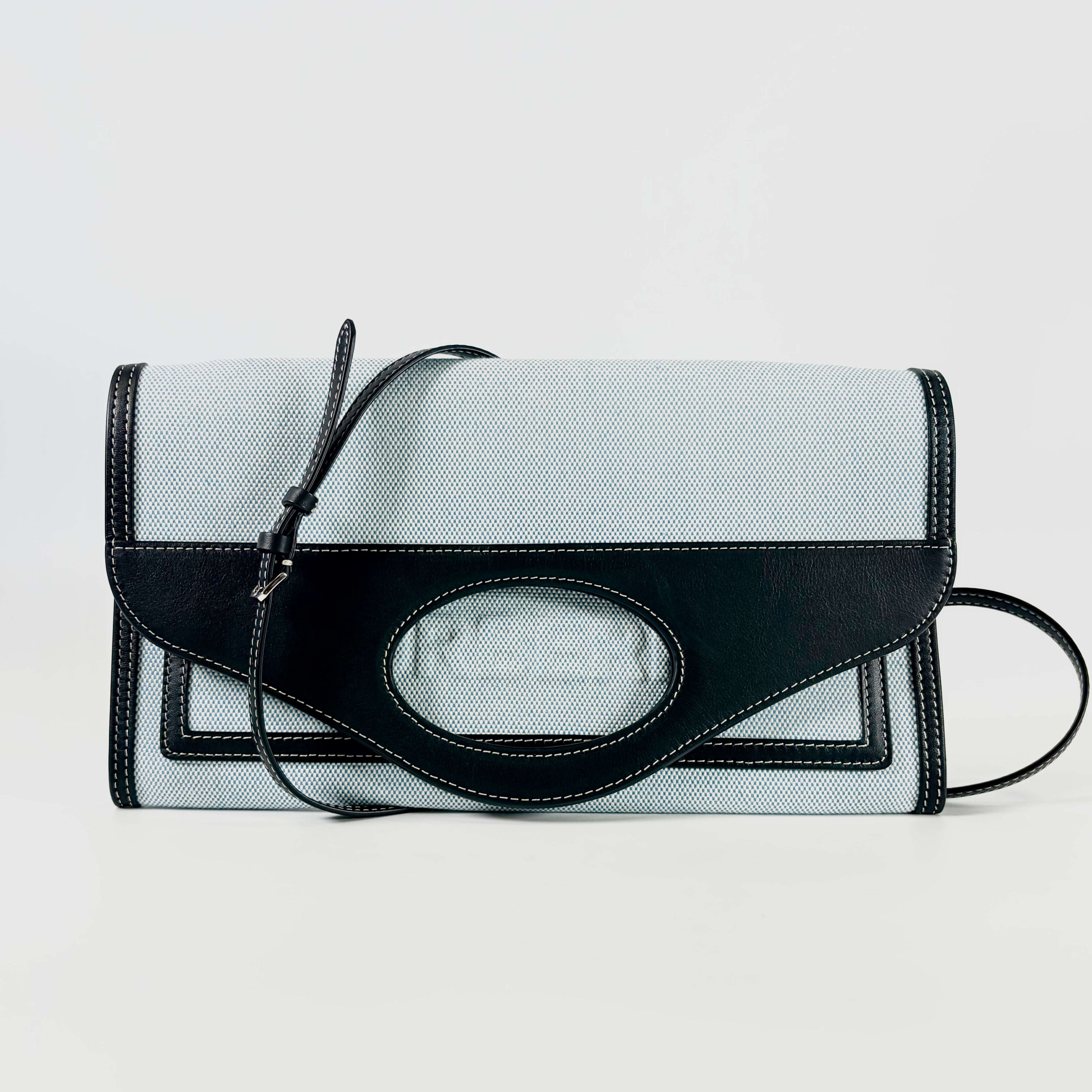 2606 secondhand BURBERRY Shoulder bag / Crossbody Bag