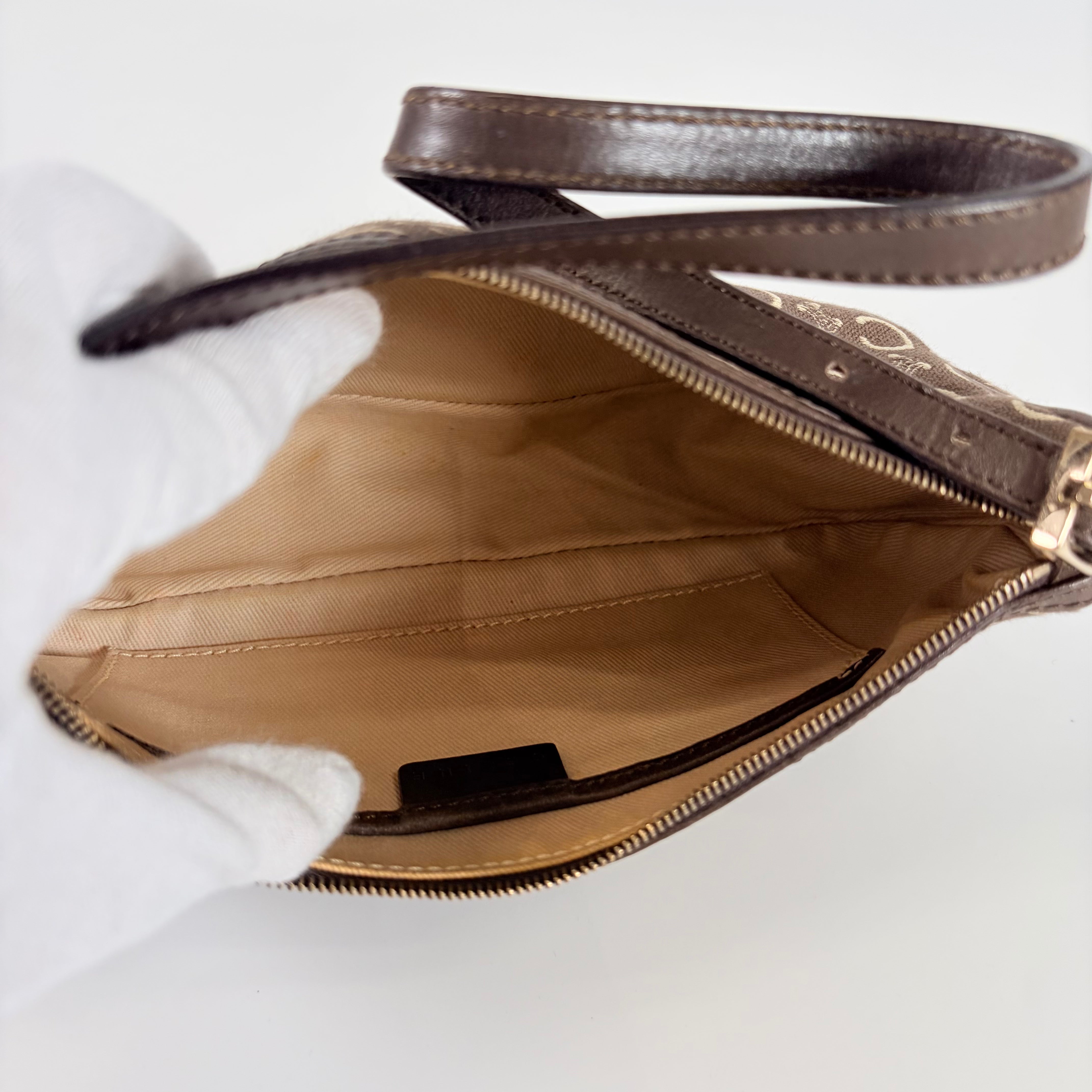 2605 secondhand CELINE C Macadam hand bag