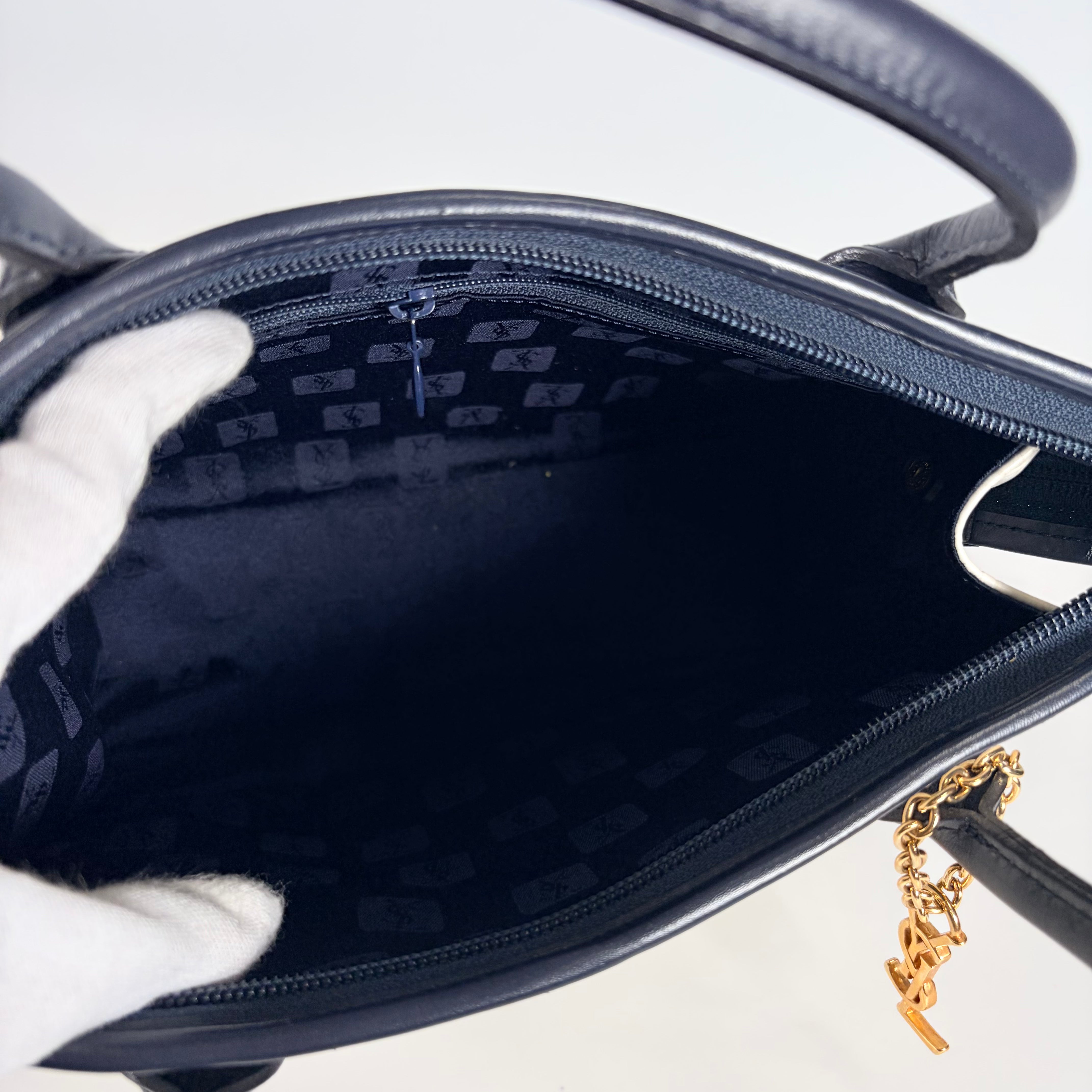 2605 secondhand SAINTLAURENT YSL hand bag