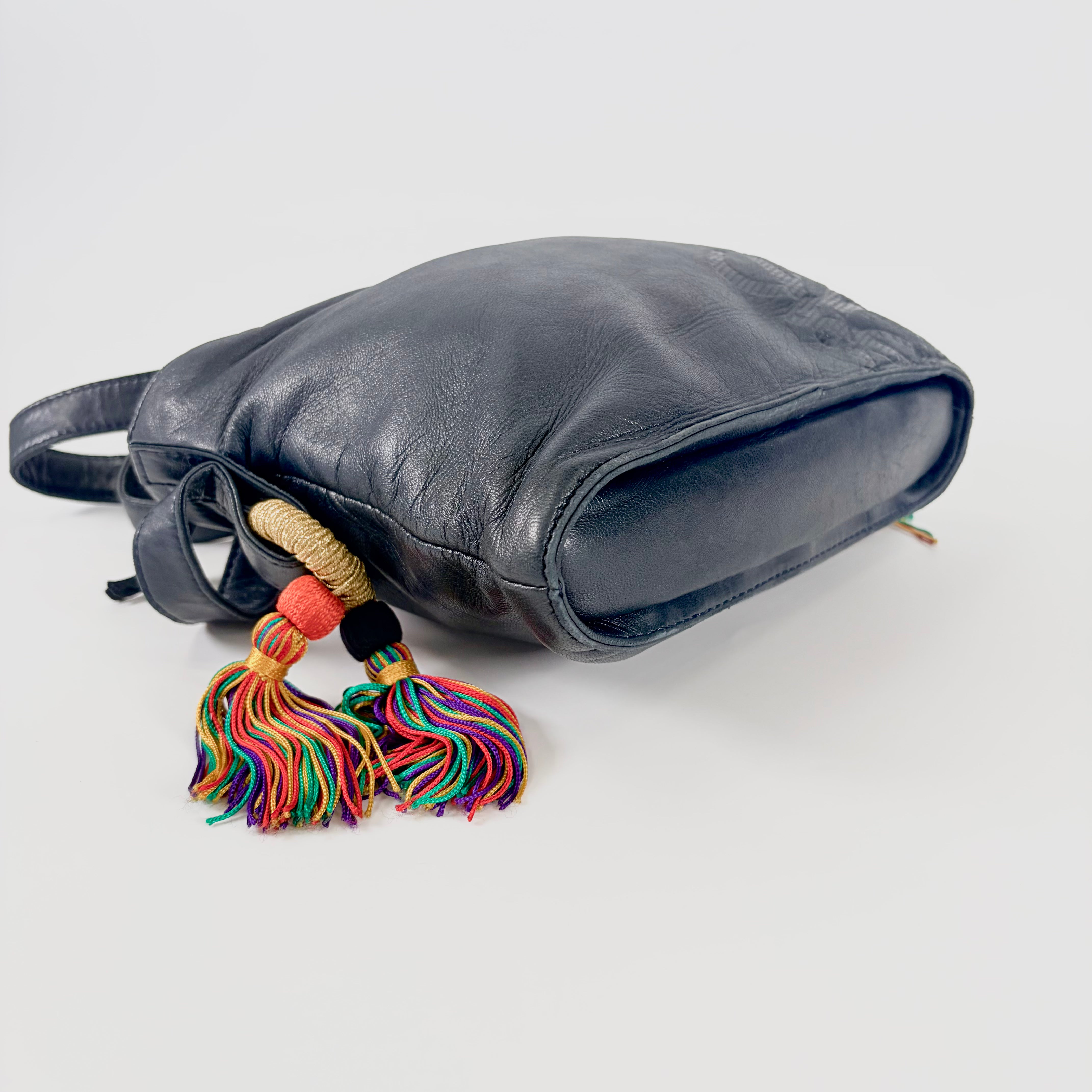 2604 secondhand LOEWE Shoulder bag / Crossbody Bag
