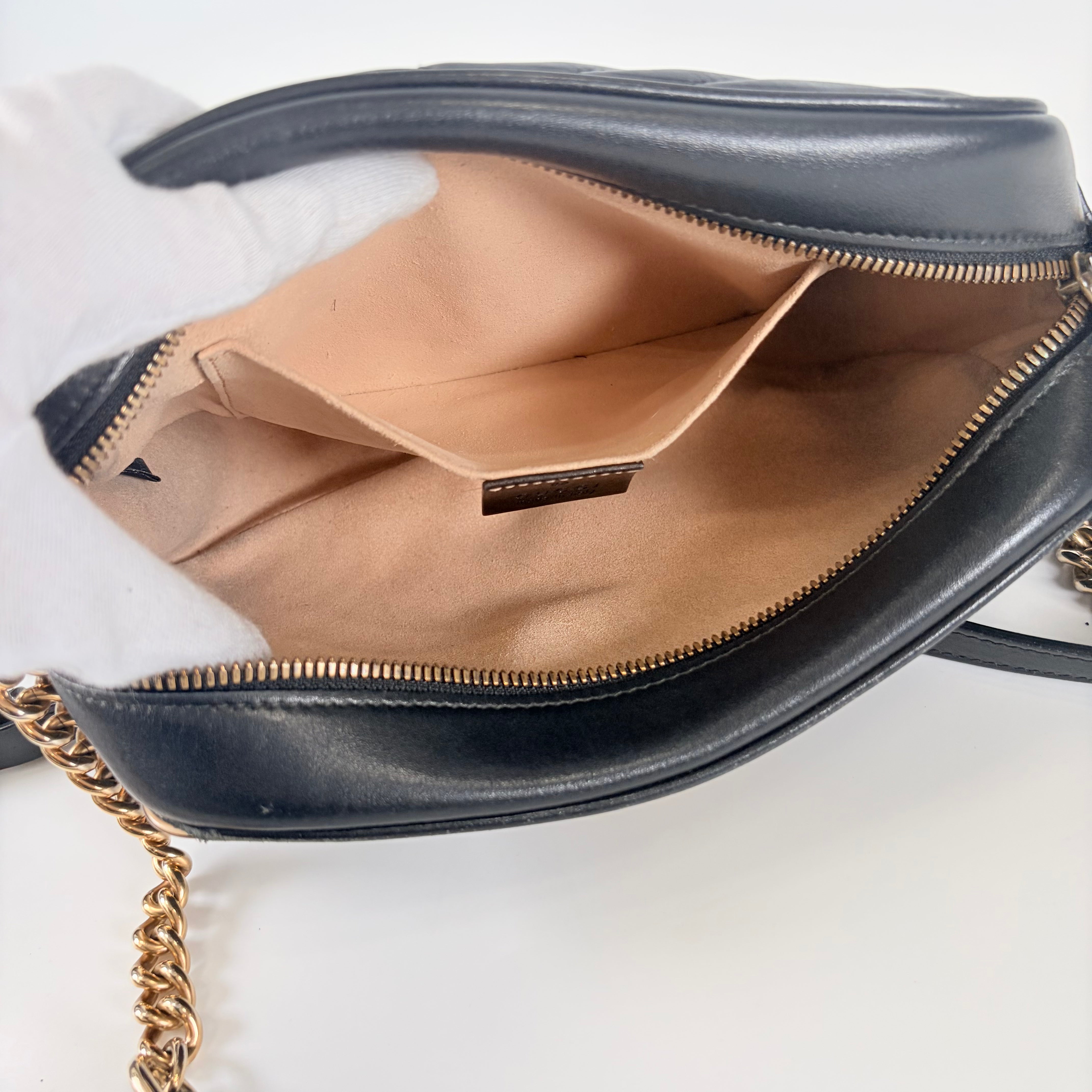 2604 secondhand GUCCI 447632 Shoulder bag / Crossbody Bag