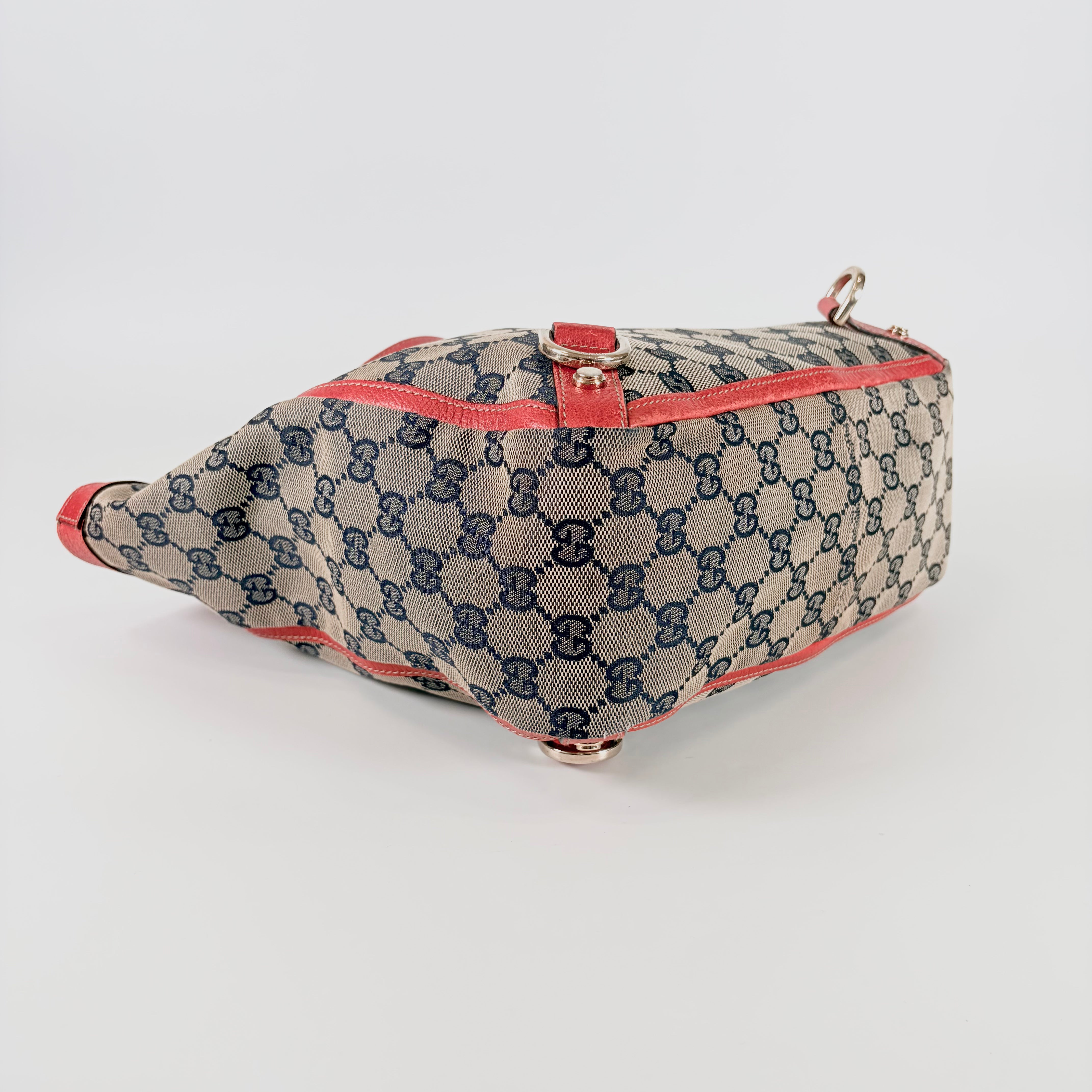2605 secondhand GUCCI GG canvas Abby hand bag