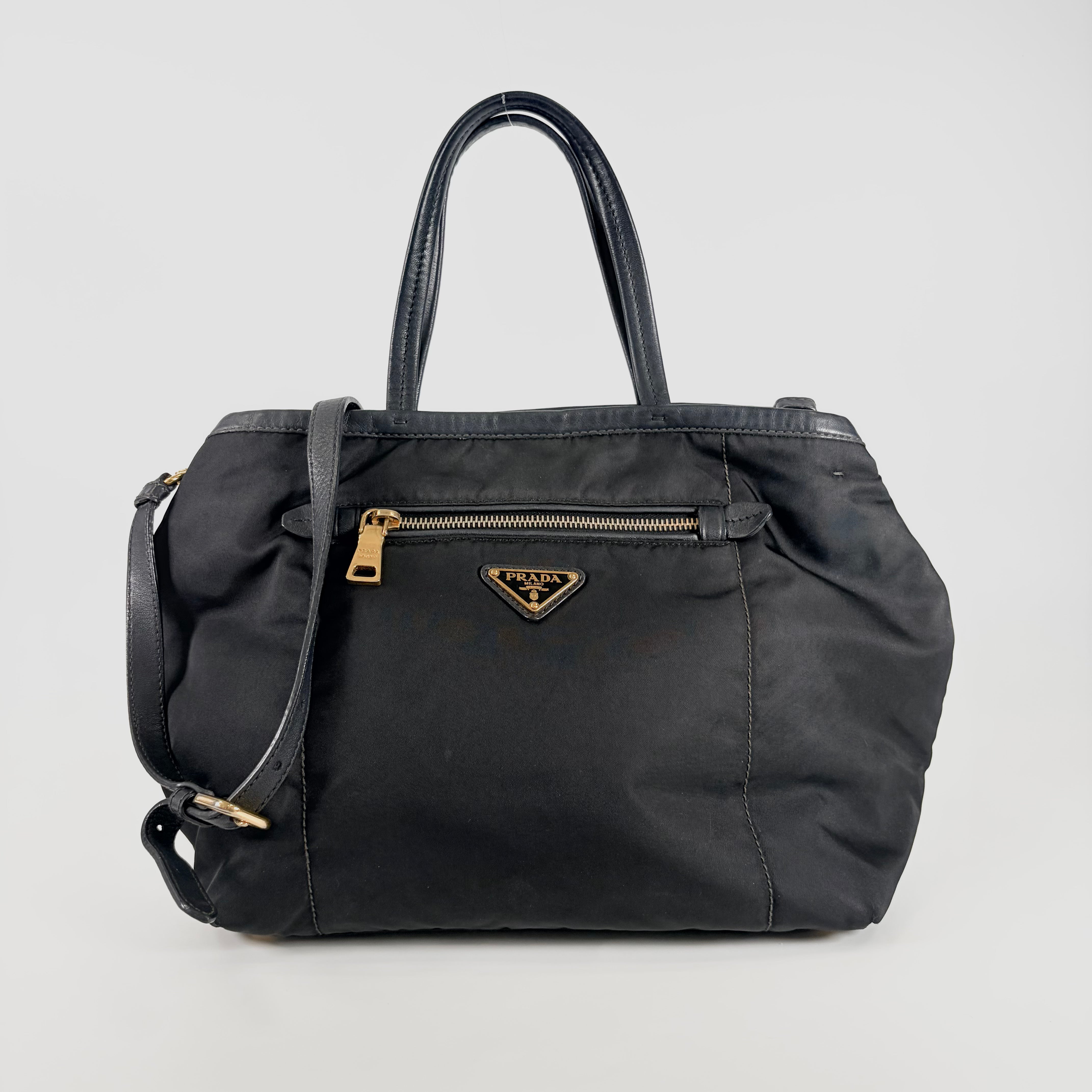 2604 secondhand PRADA 2WAY nylon hand Navy × gold
