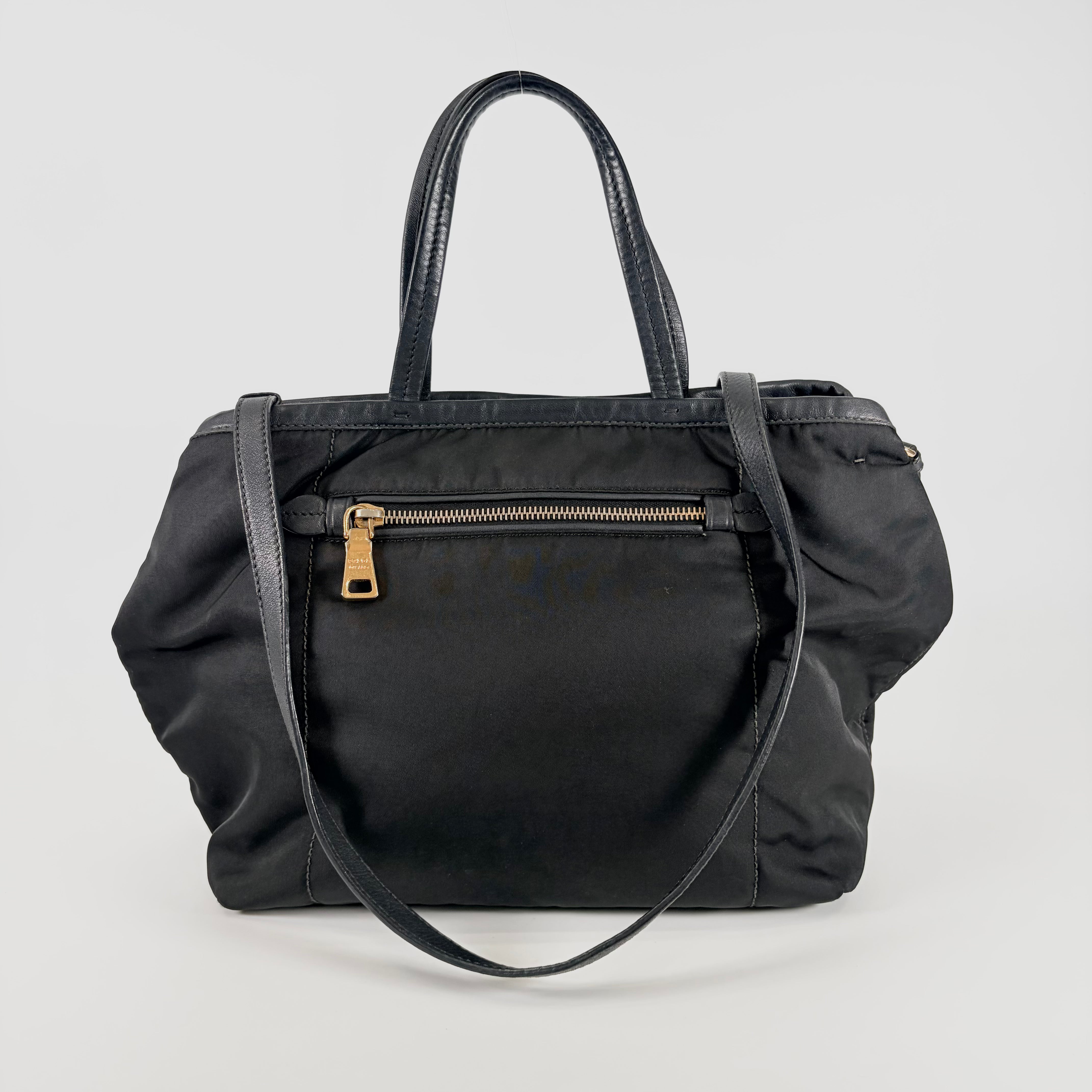2604 secondhand PRADA 2WAY nylon hand Navy × gold