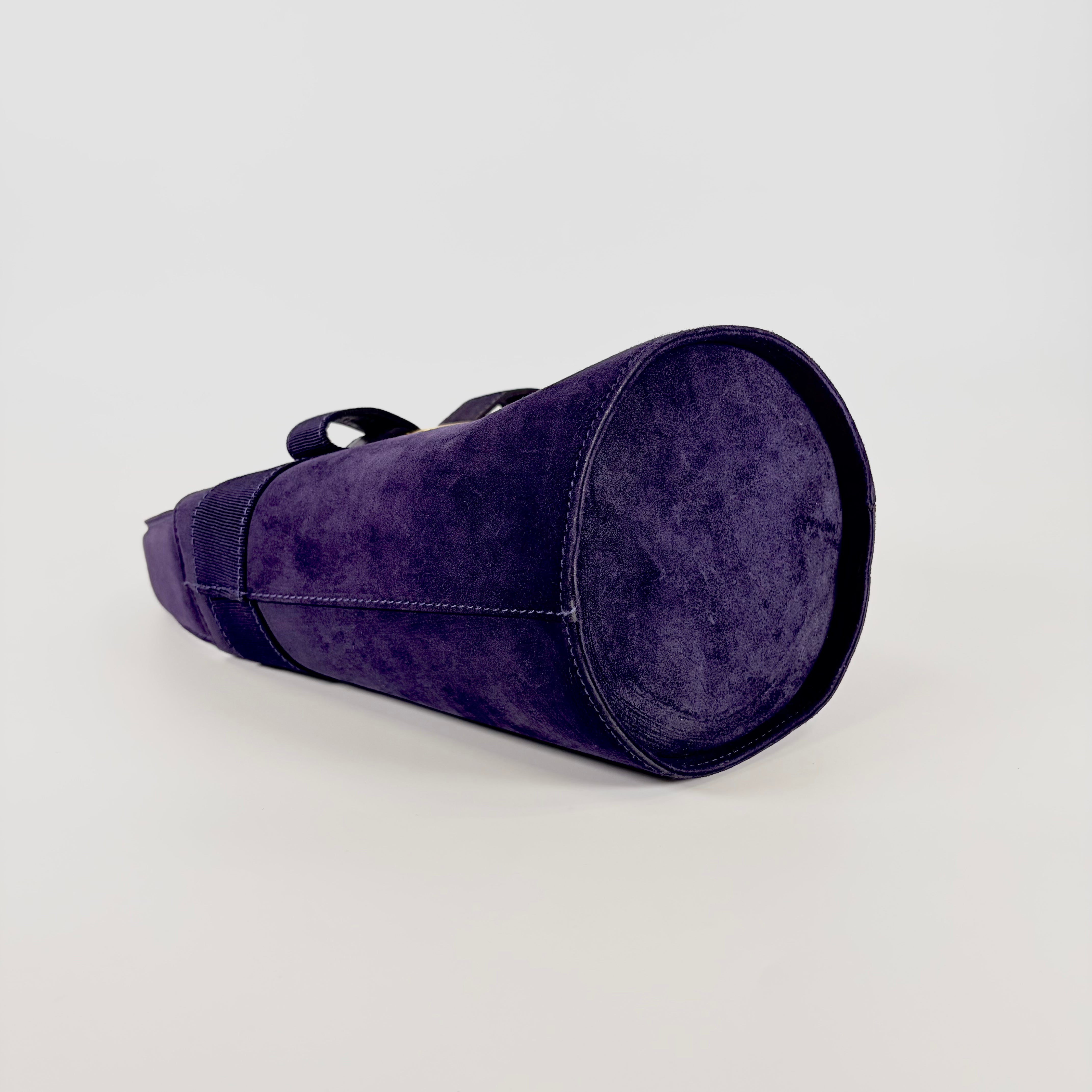 2605 secondhand Ferragamo Vara Ribbon hand bag