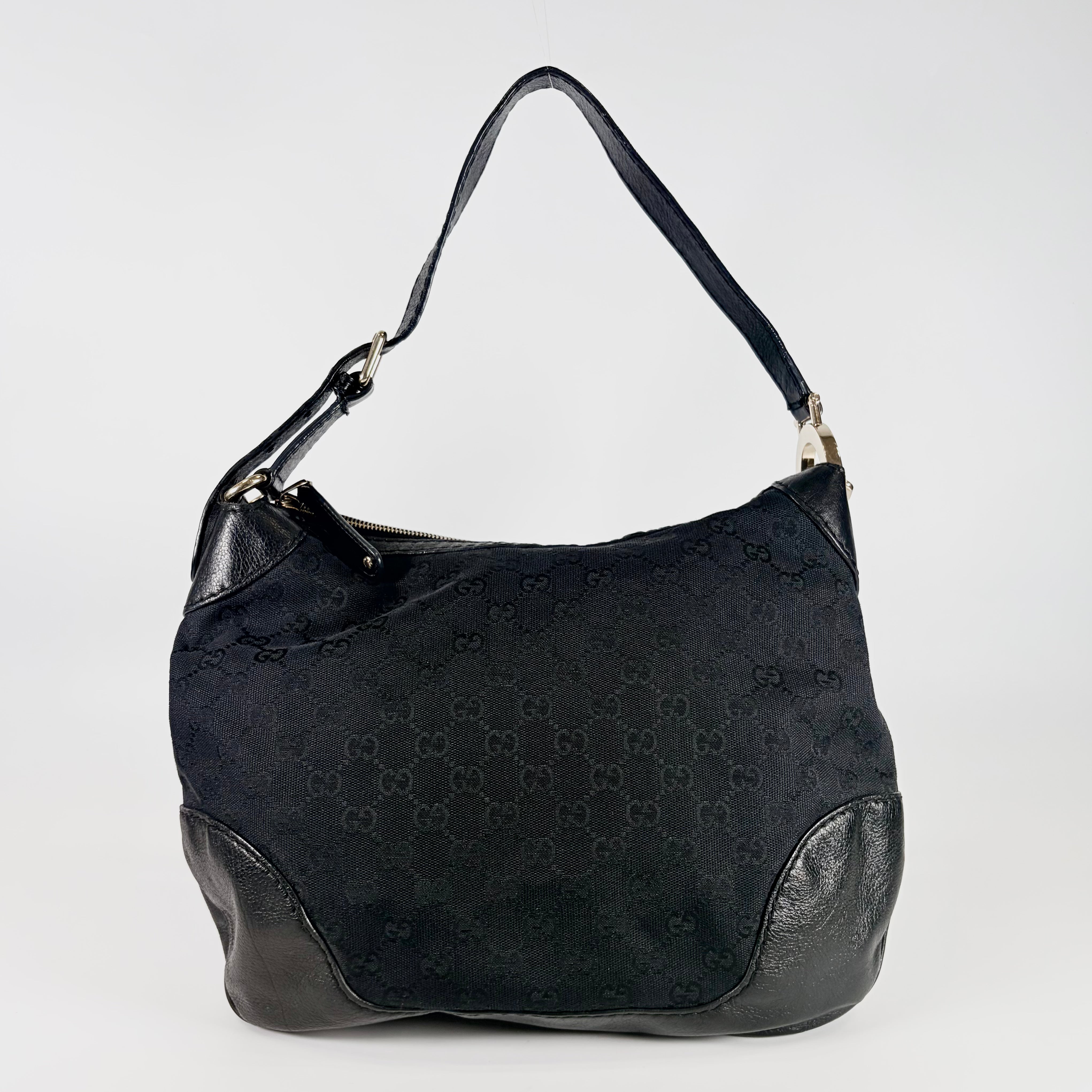 2604 secondhand GUCCI Shoulder bag GG Pattern canvas black