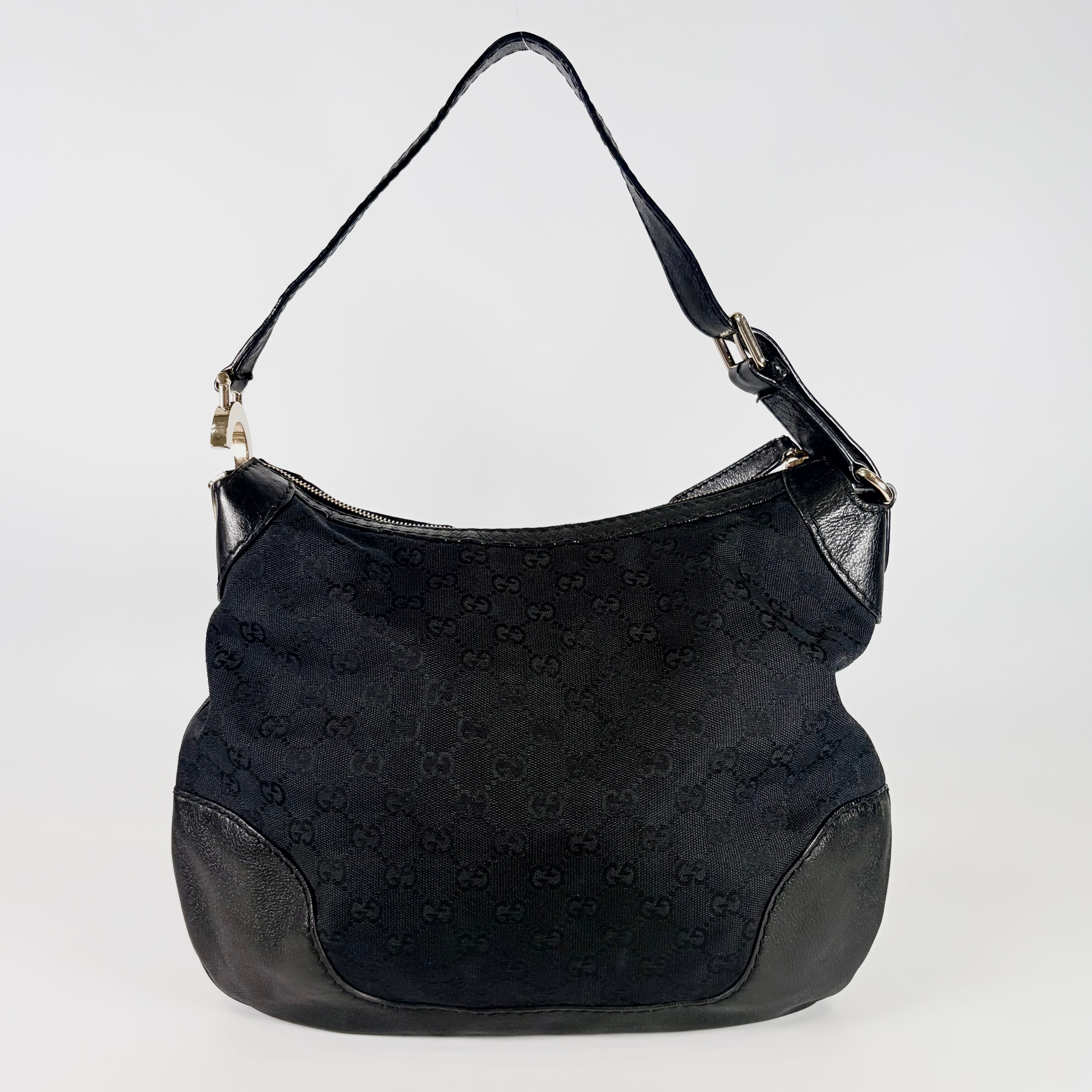 2604 secondhand GUCCI Shoulder bag GG Pattern canvas black