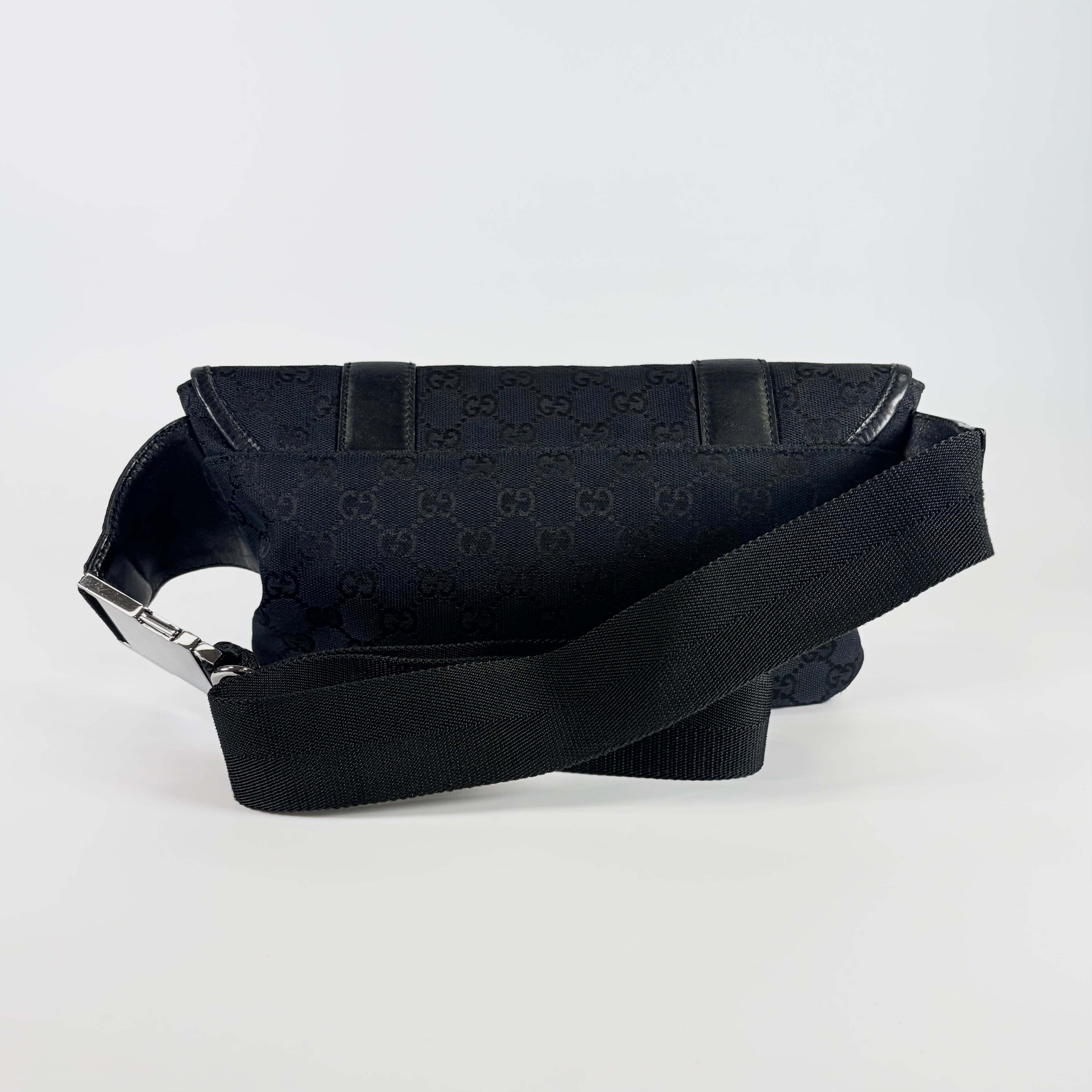 2604 secondhand GUCCI 145851 Body Bag / Waist Bag
