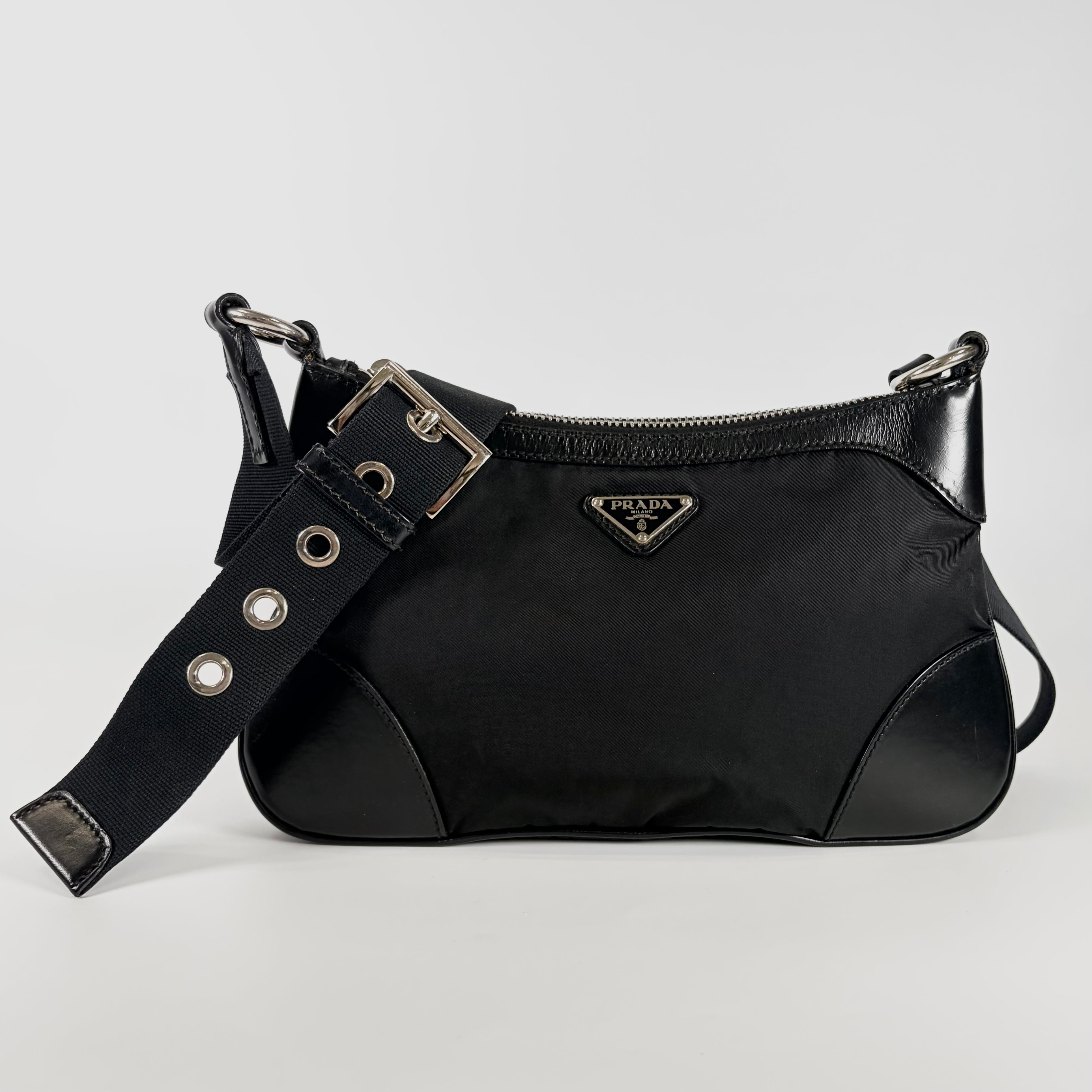 2605 secondhand PRADA Shoulder bag