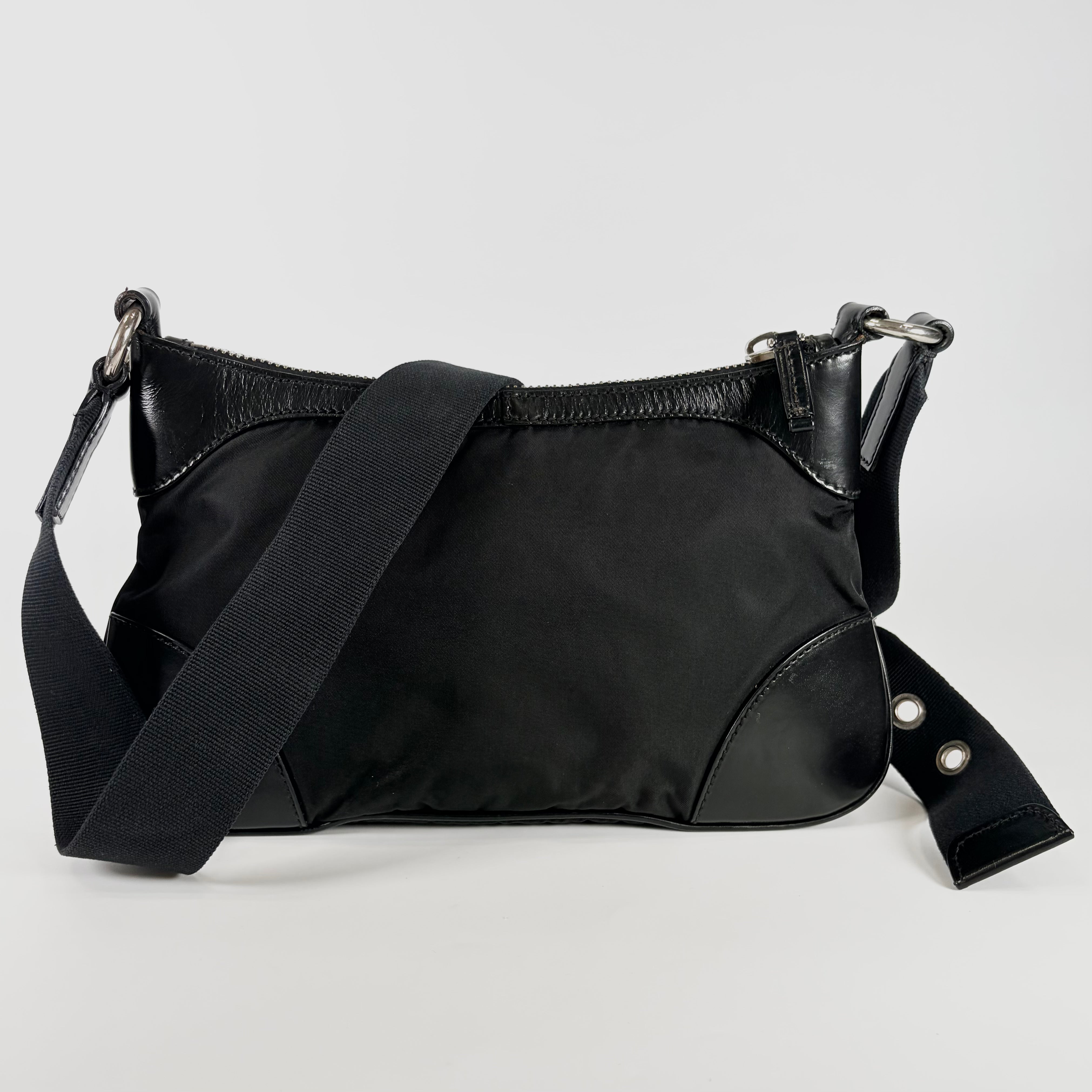 2605 secondhand PRADA Shoulder bag