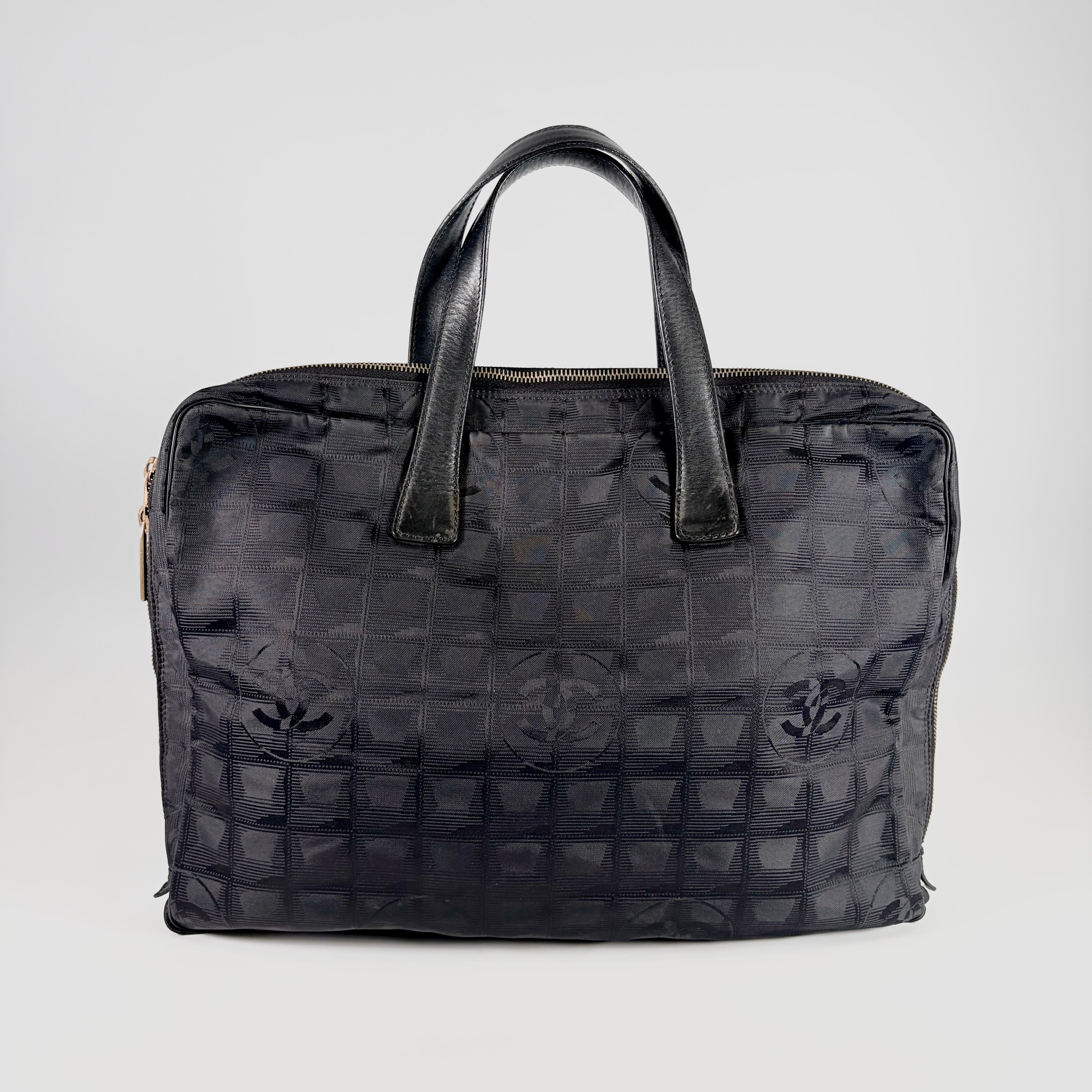 2606 secondhand CHANEL Neutra hand bag