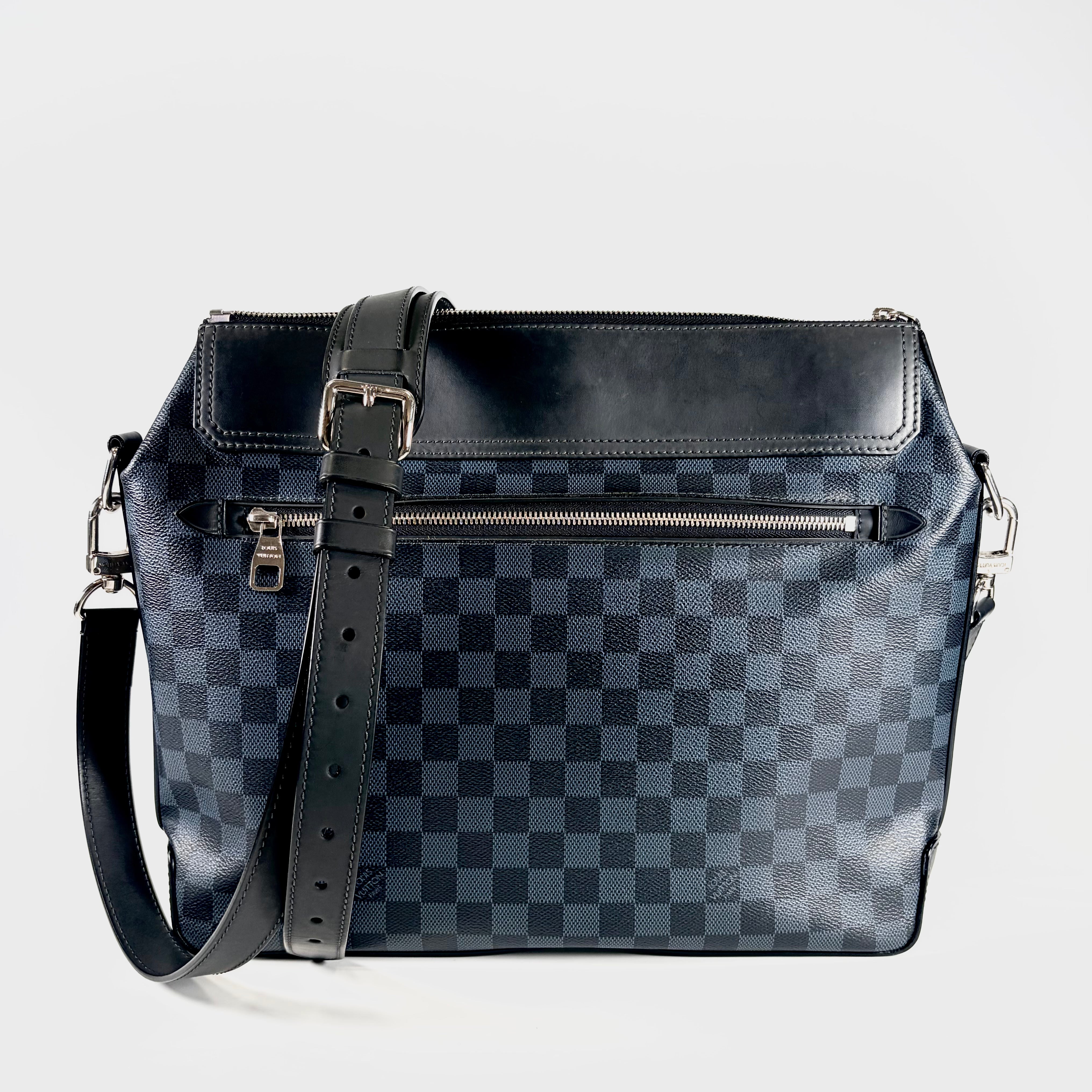2605 secondhand LV Damier N41348 canvas Messenger PM cobalt blue DR1124 strap