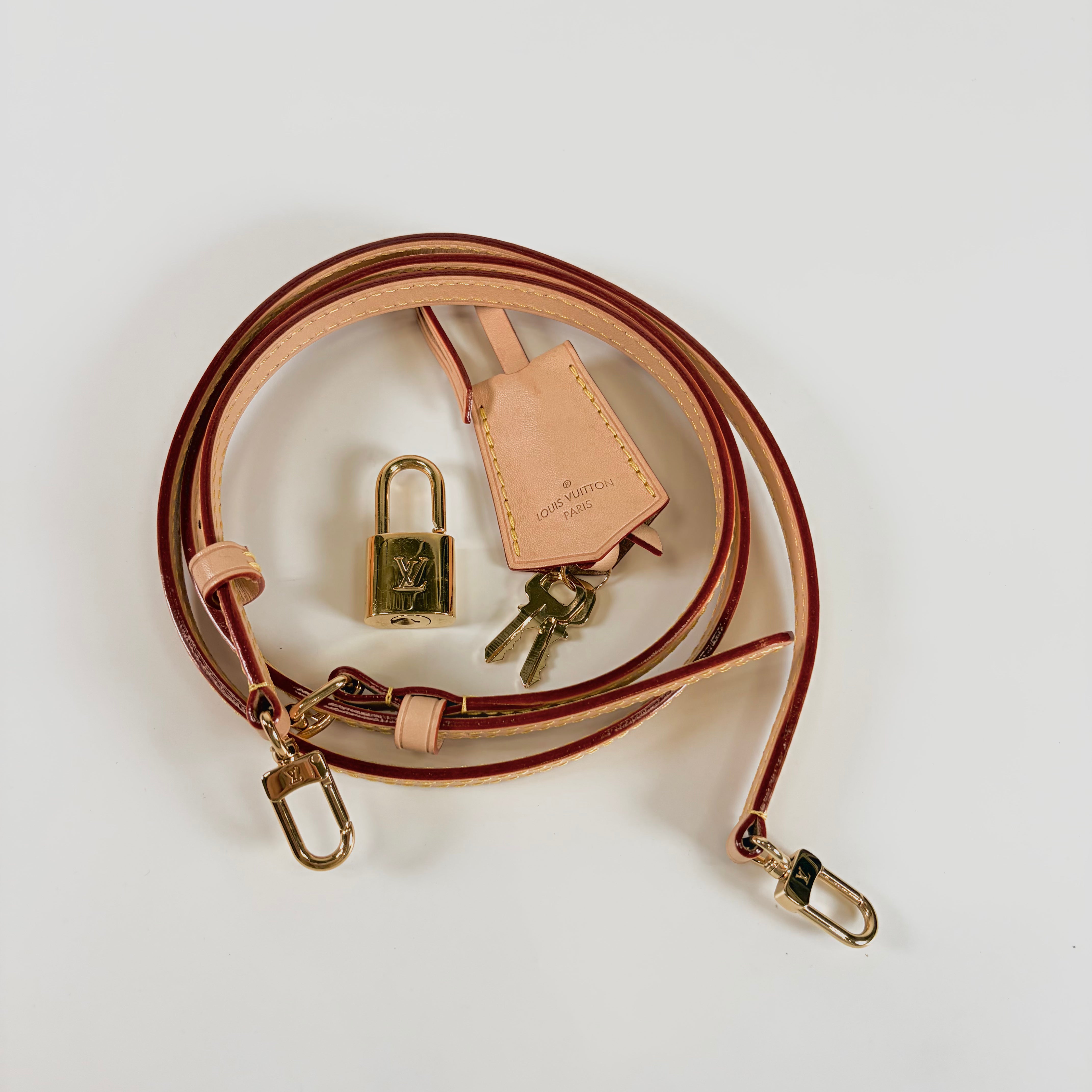2605 secondhand LV Monogram Alma BB strap Padlock Crochet key ×2