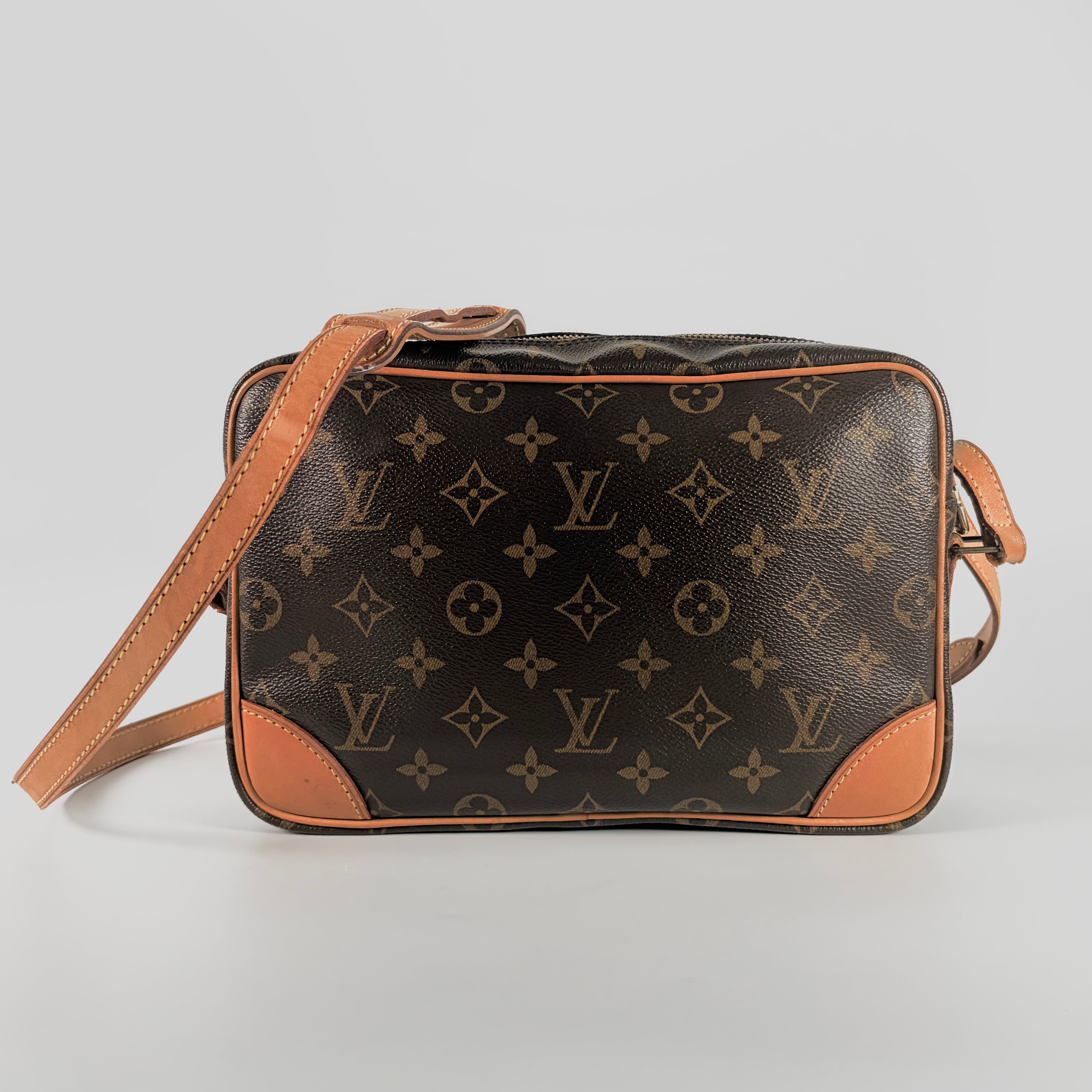 2605 secondhand LV Shoulder bag / Crossbody Bag Trocadero Monogram