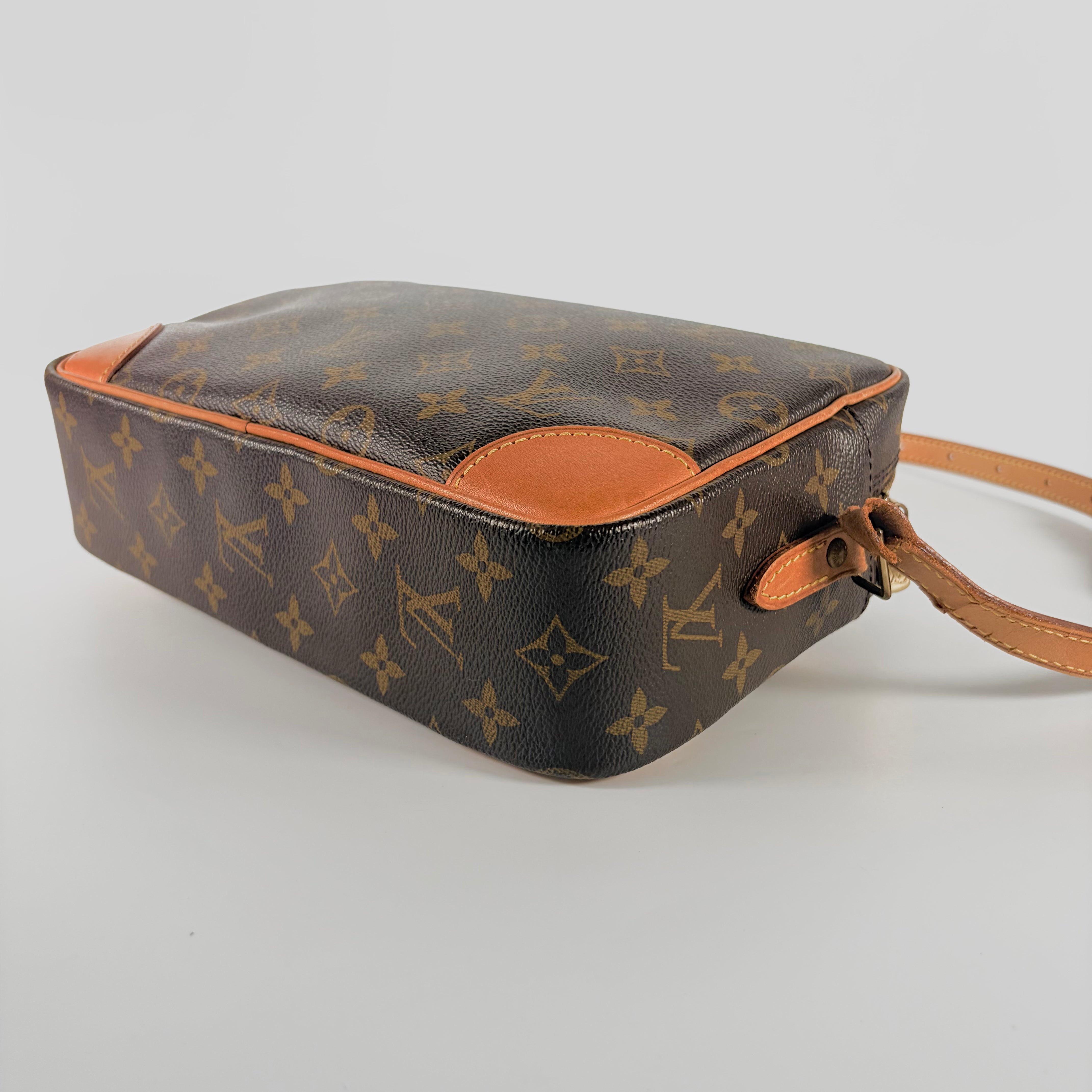 2605 secondhand LV Shoulder bag / Crossbody Bag Trocadero Monogram