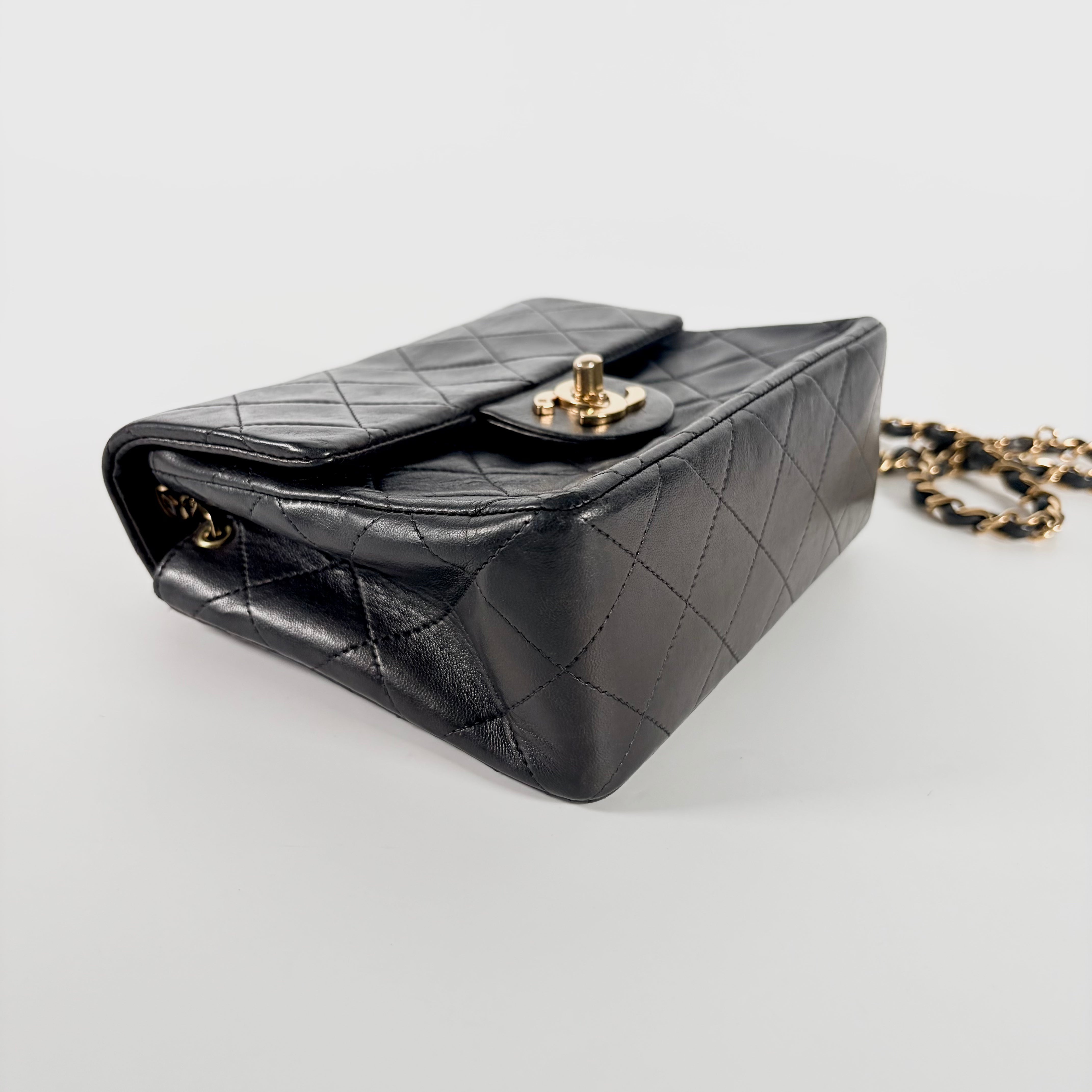2605 secondhand CHANEL Matelasse Chain Shoulder Bag