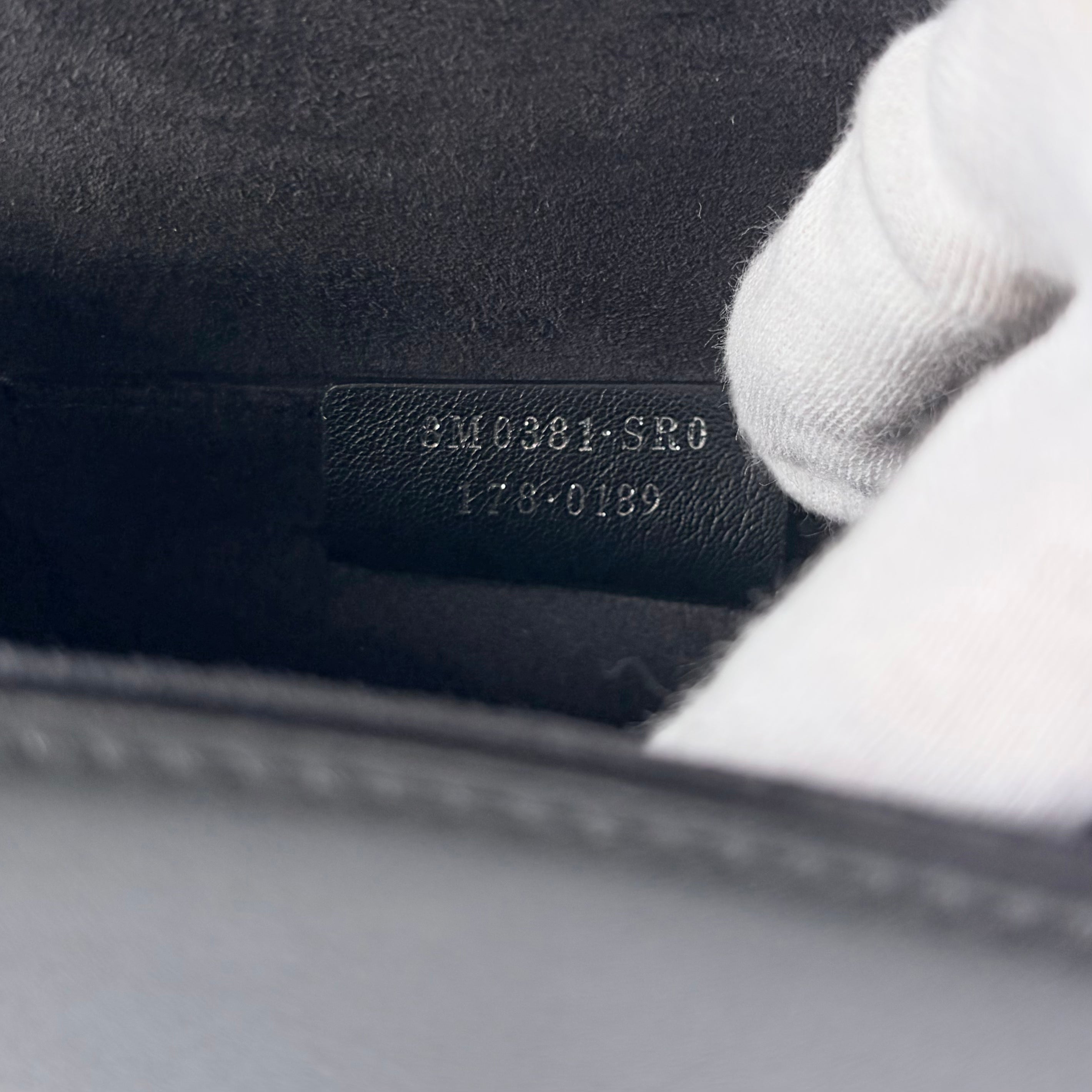 2605 secondhand FENDI Chain Shoulder Bag Canai surface