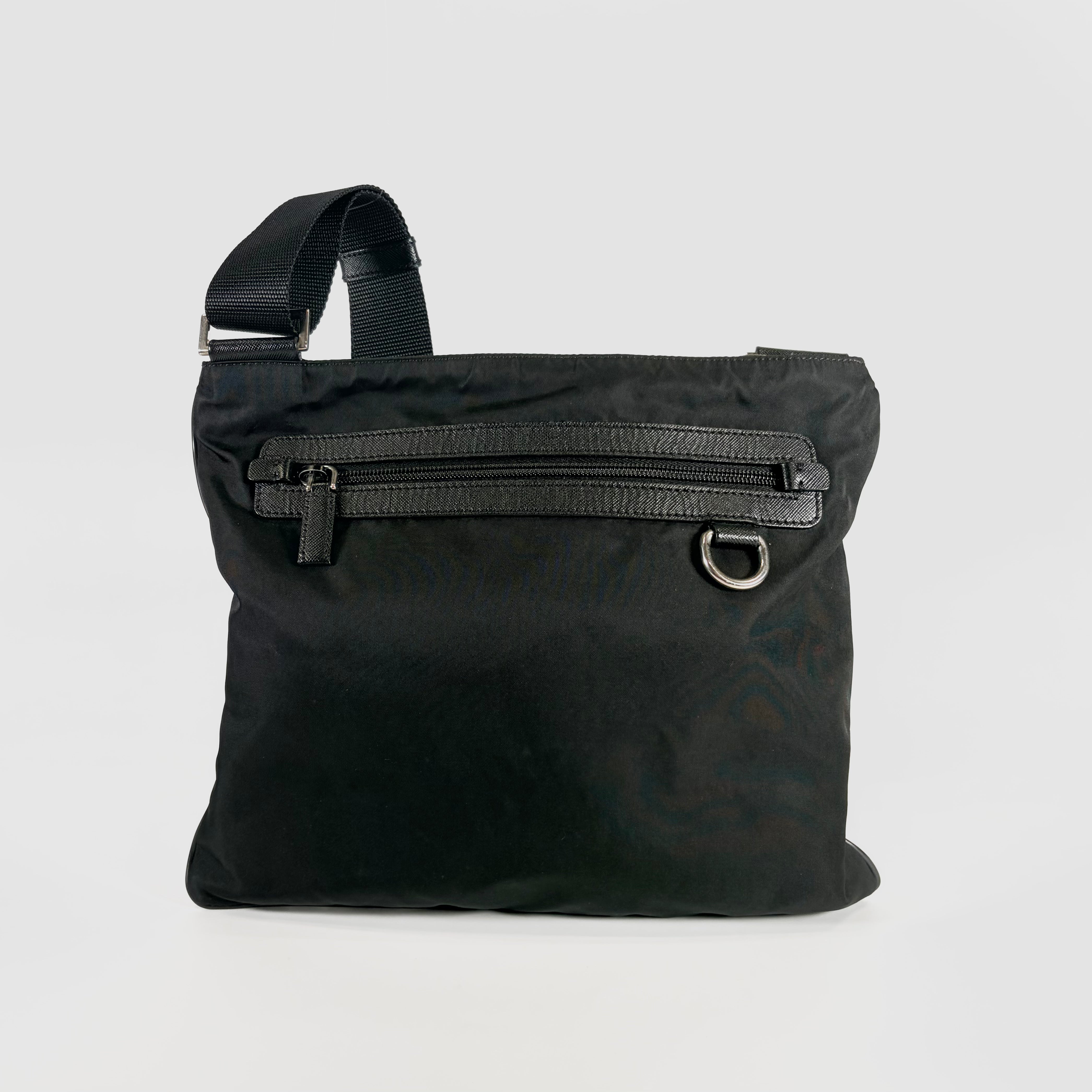 2606 secondhand PRADA Shoulder bag
