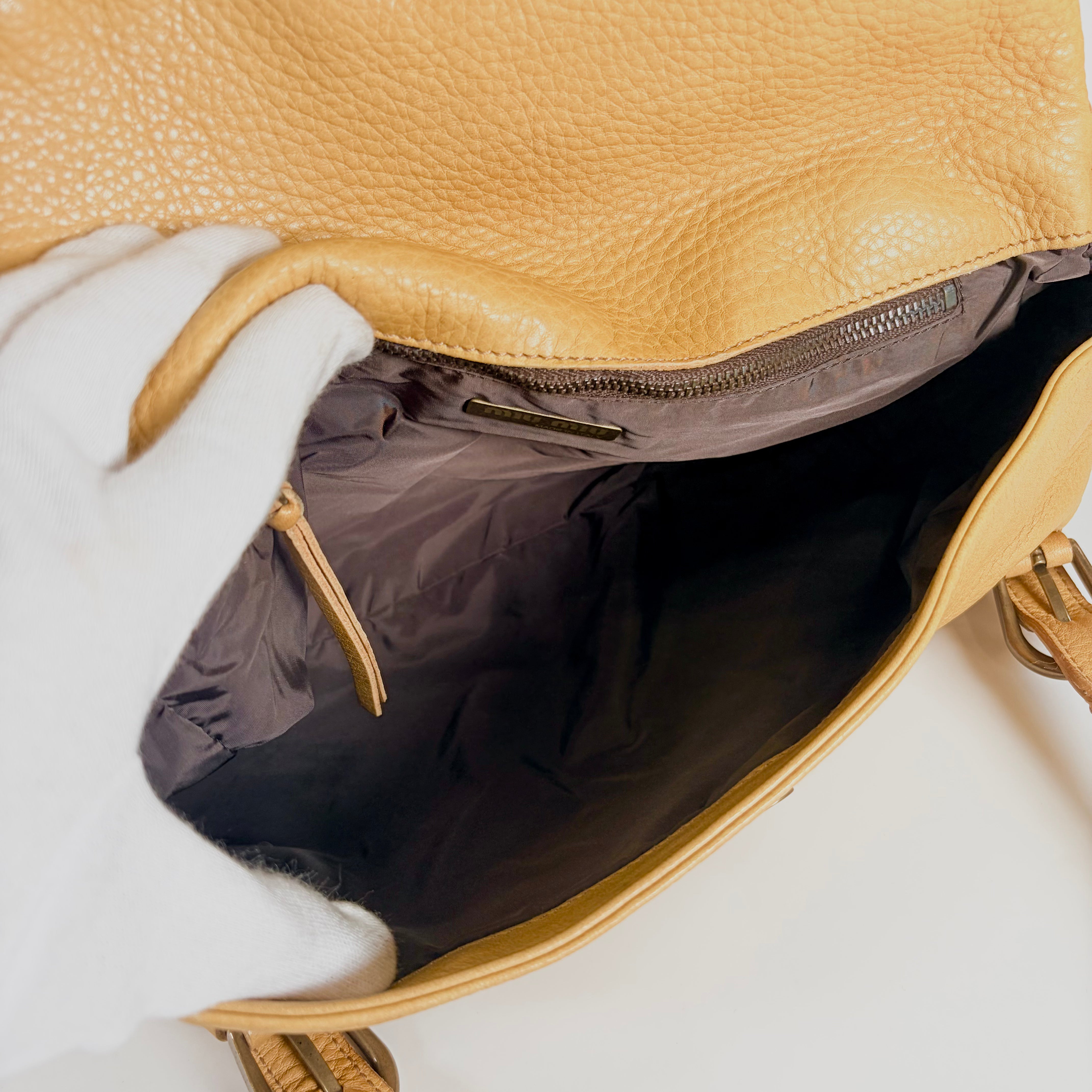 2605 secondhand MIUMIU hand bag