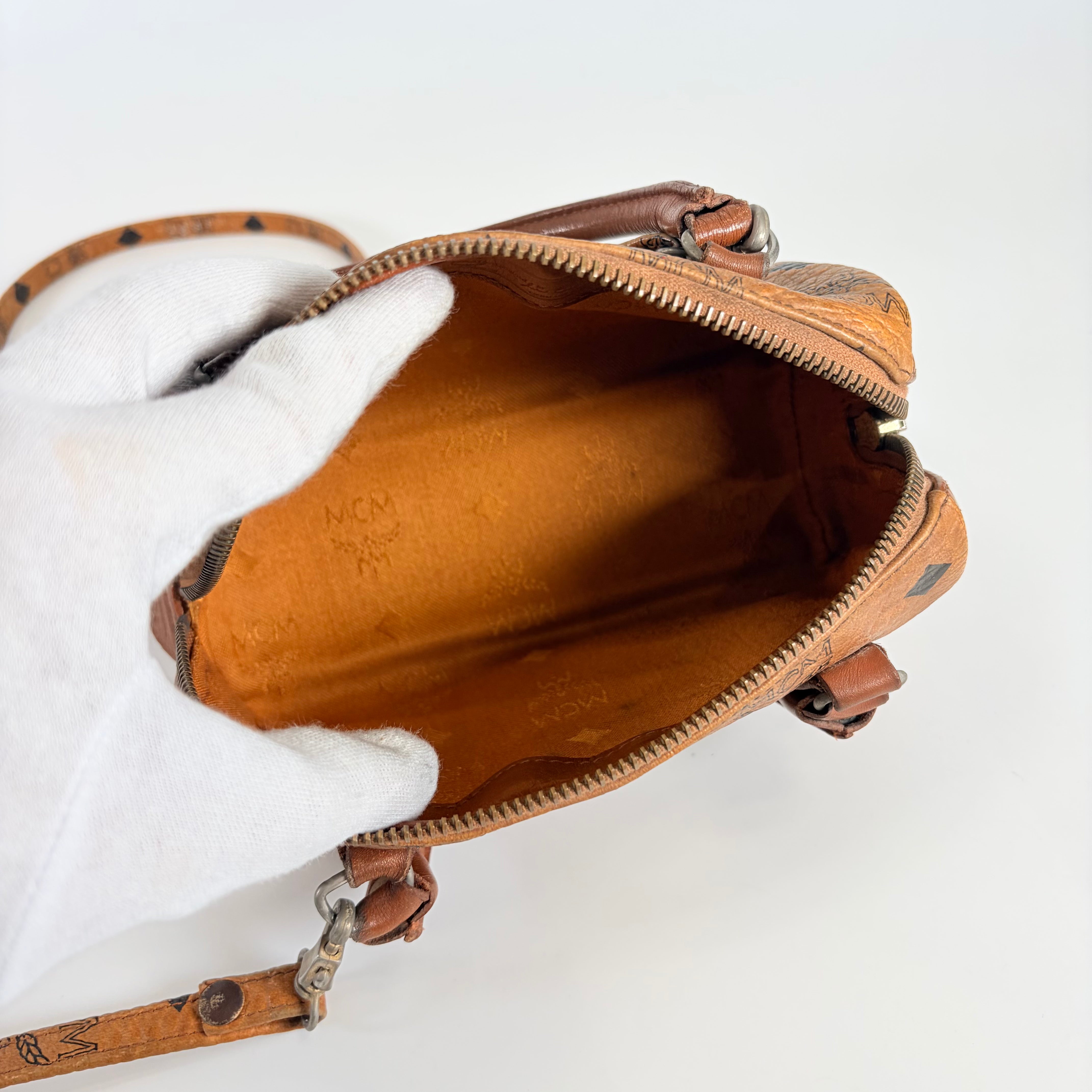 2606 secondhand MCM mini Shoulder bag