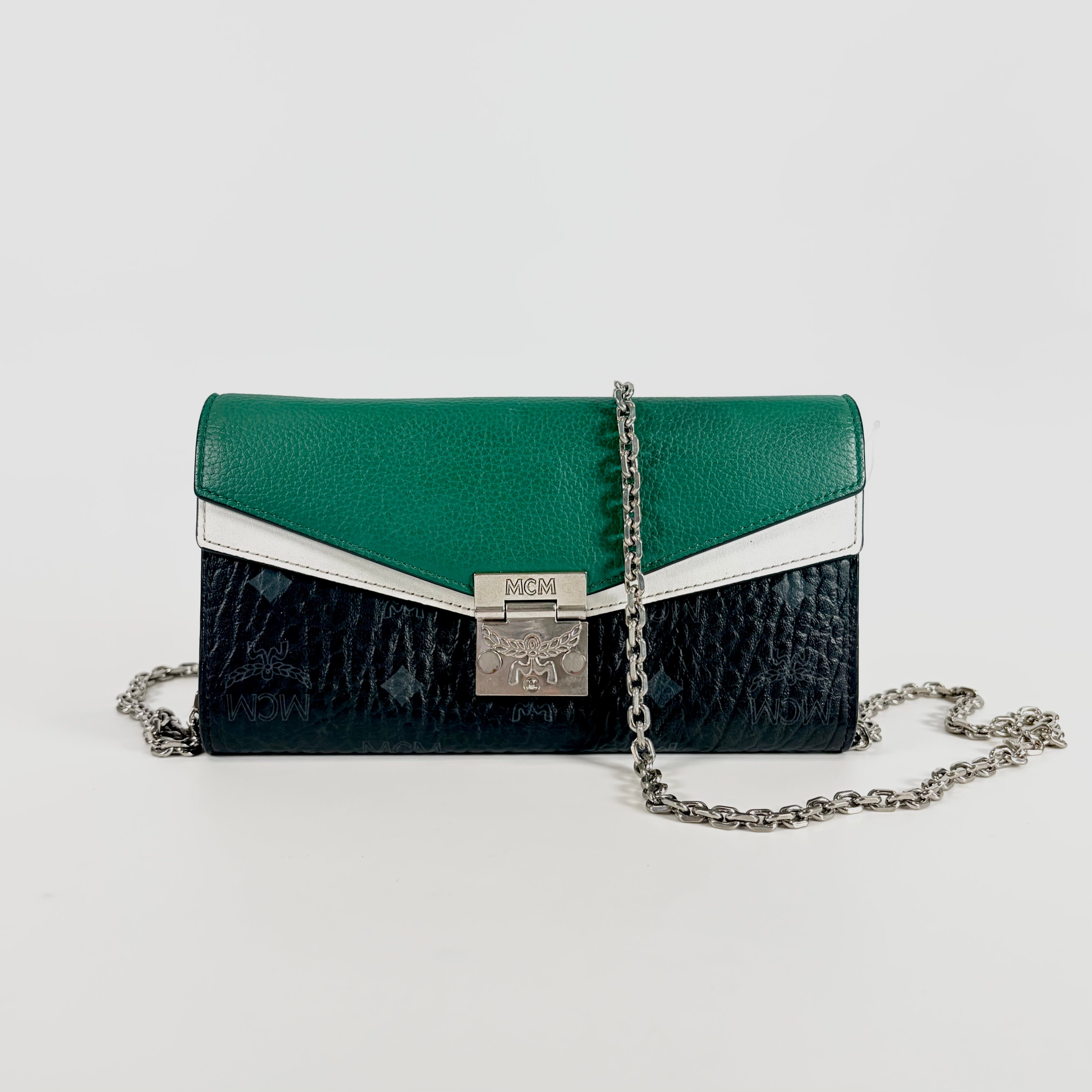 2607 secondhand MCM Chain Wallet