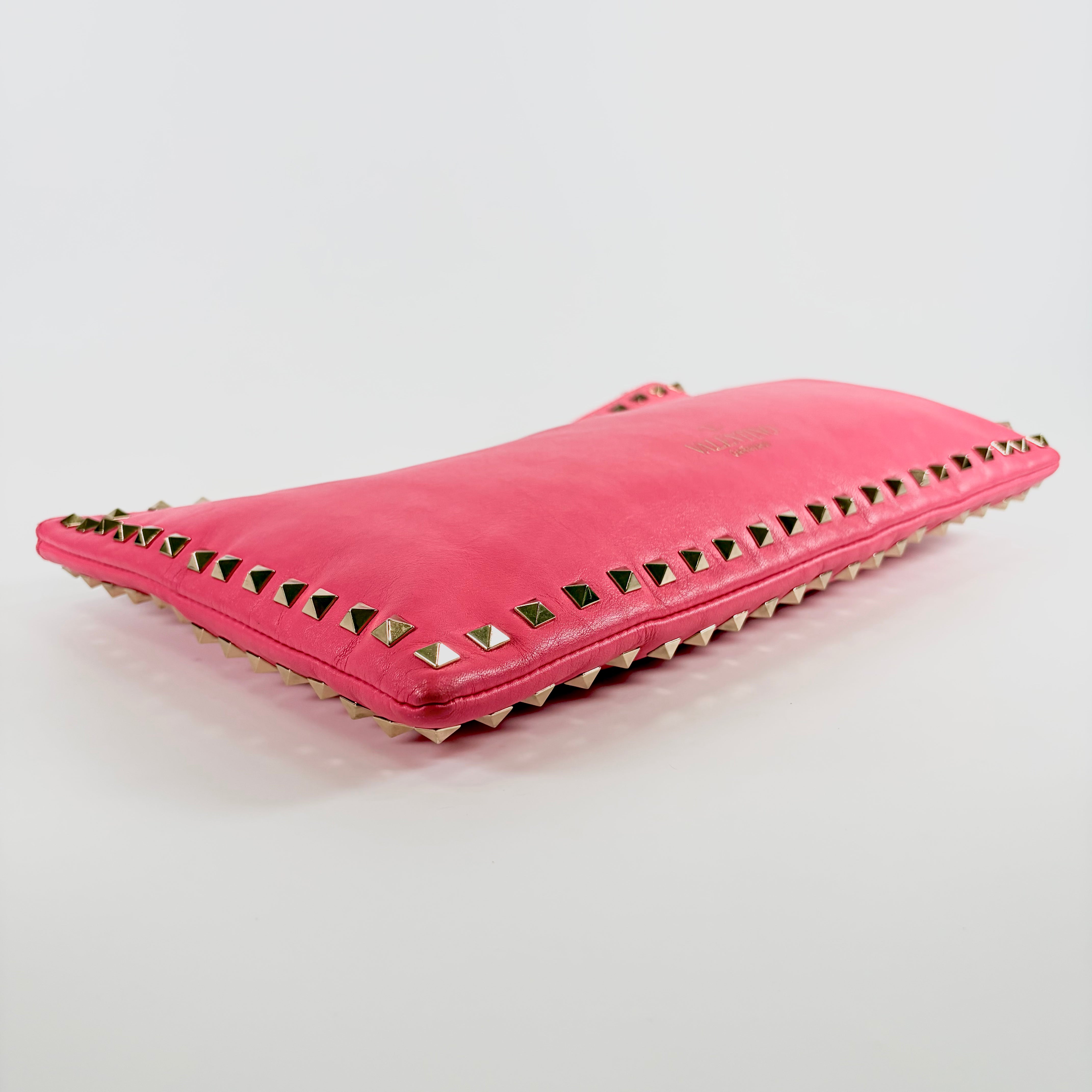 2606 secondhand VALENTINO Clutch Bag