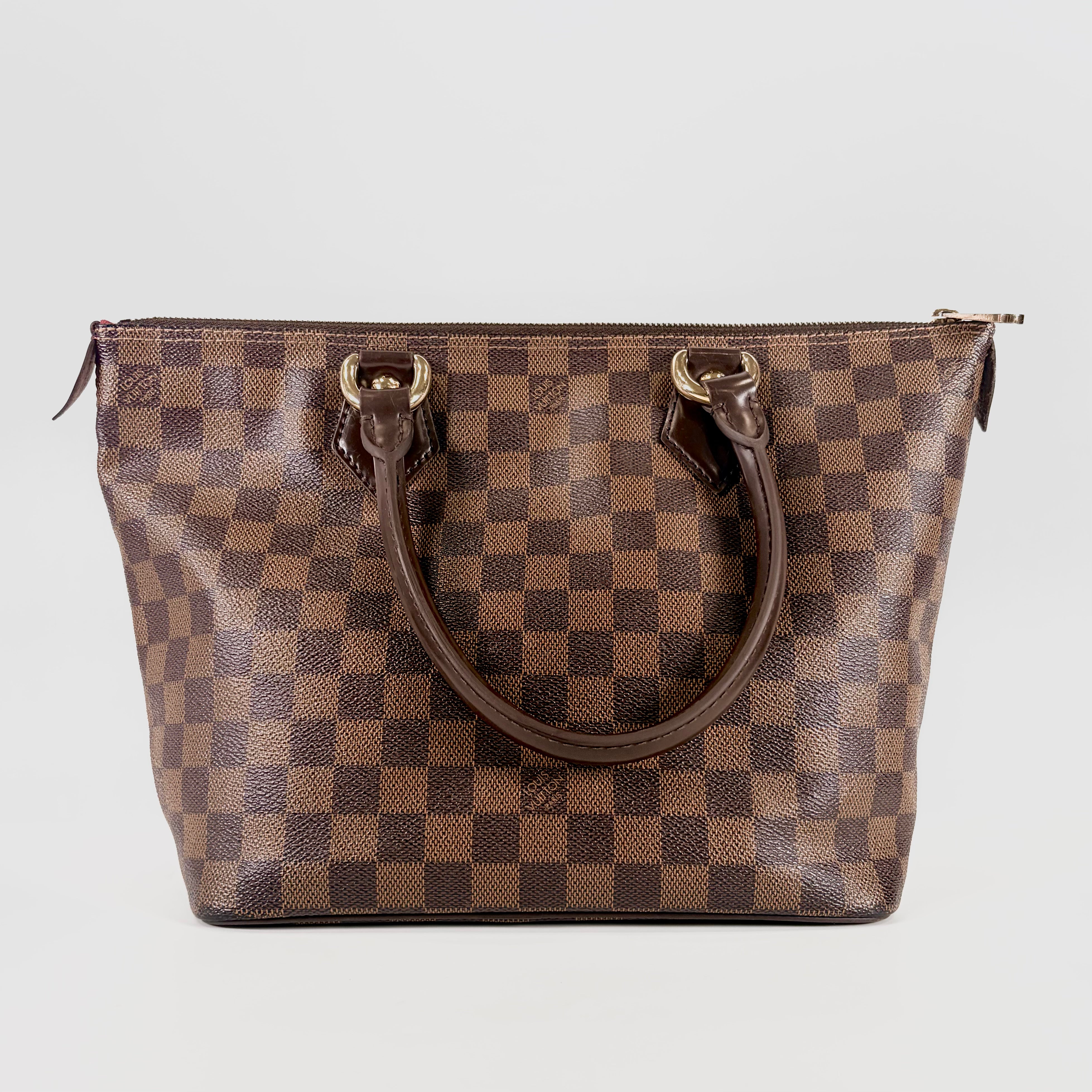 2606 secondhand LV Saleya