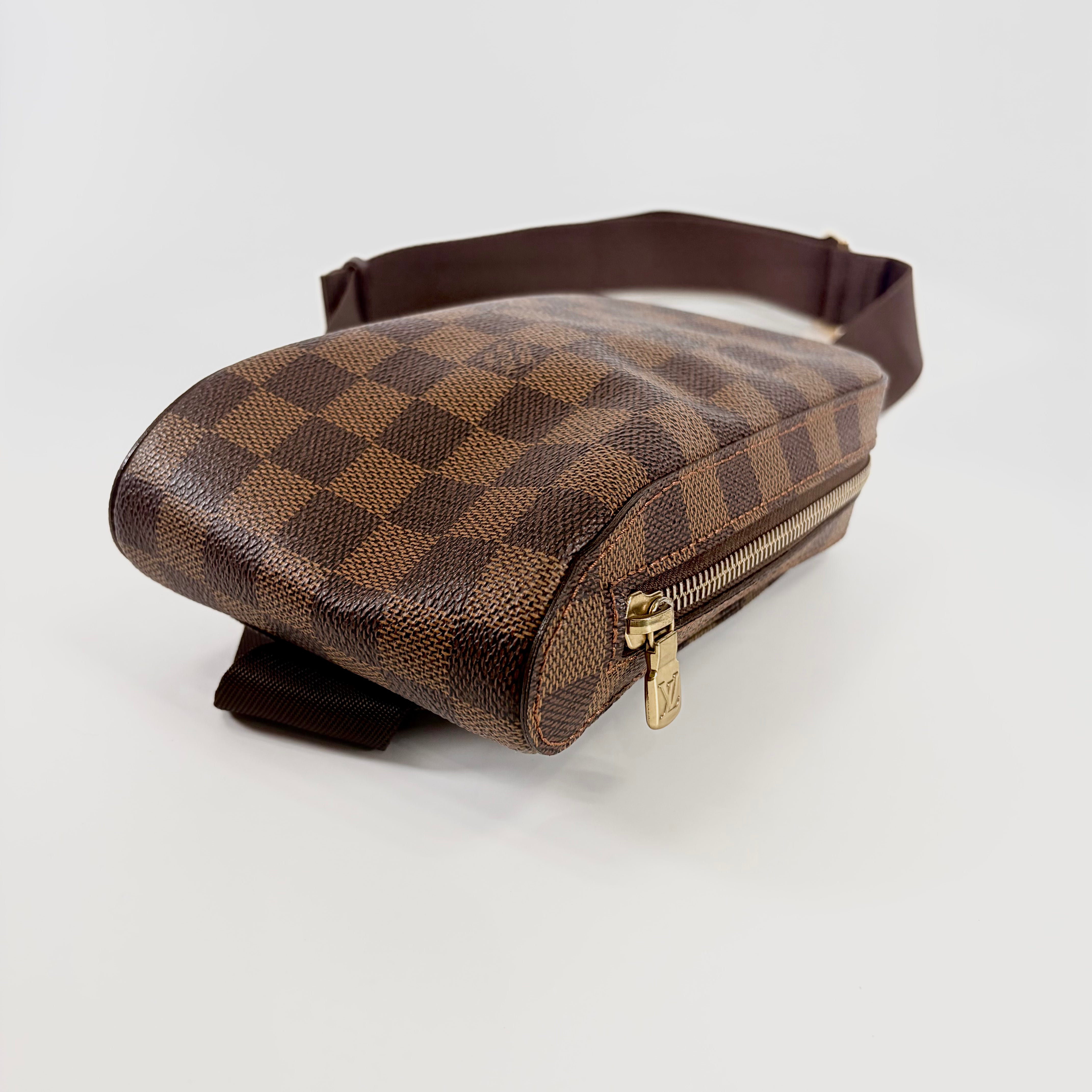 2606 secondhand LV Damier Ebene Jeronimos Crossbody Bag