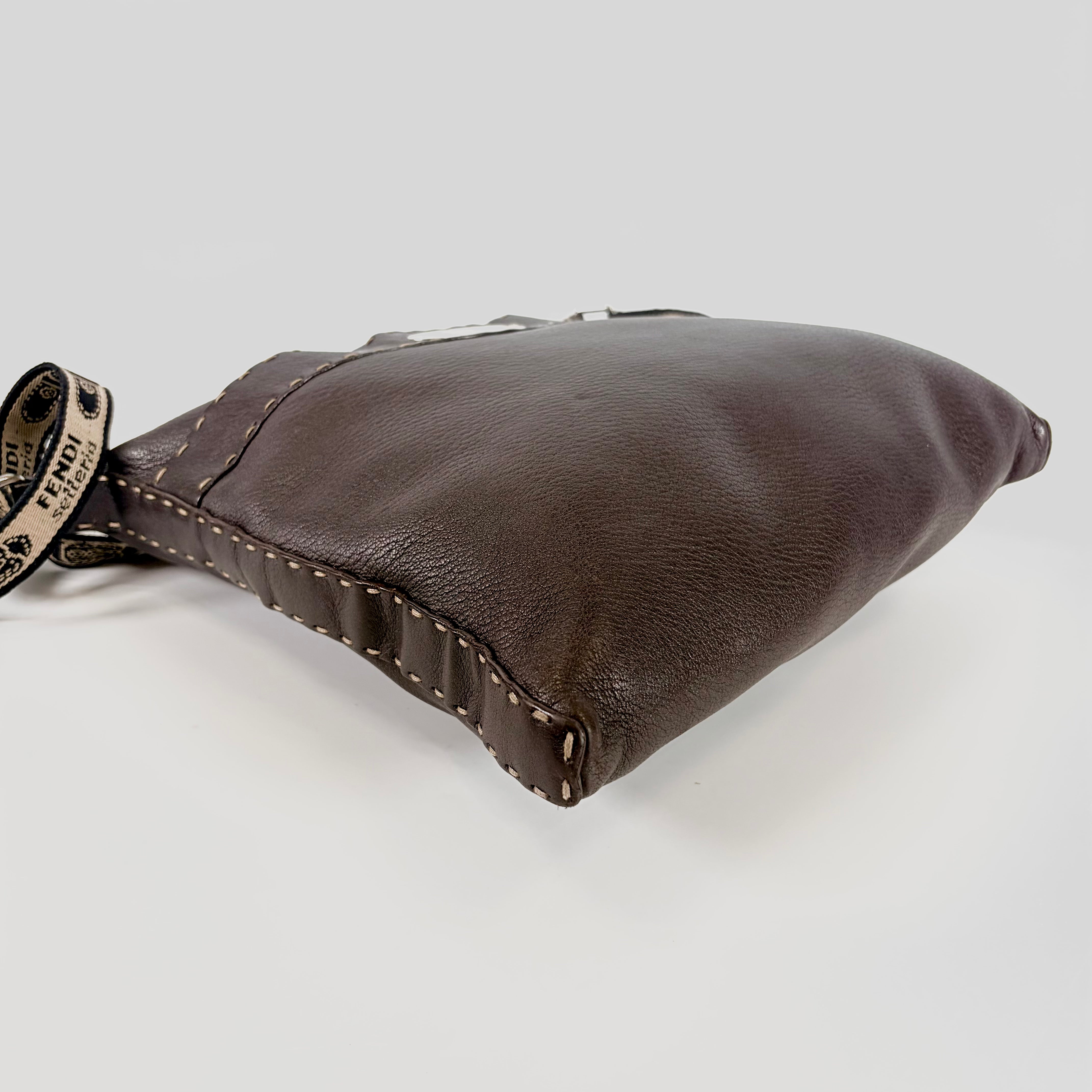 2607 secondhand FENDI Selleria Shoulder bag