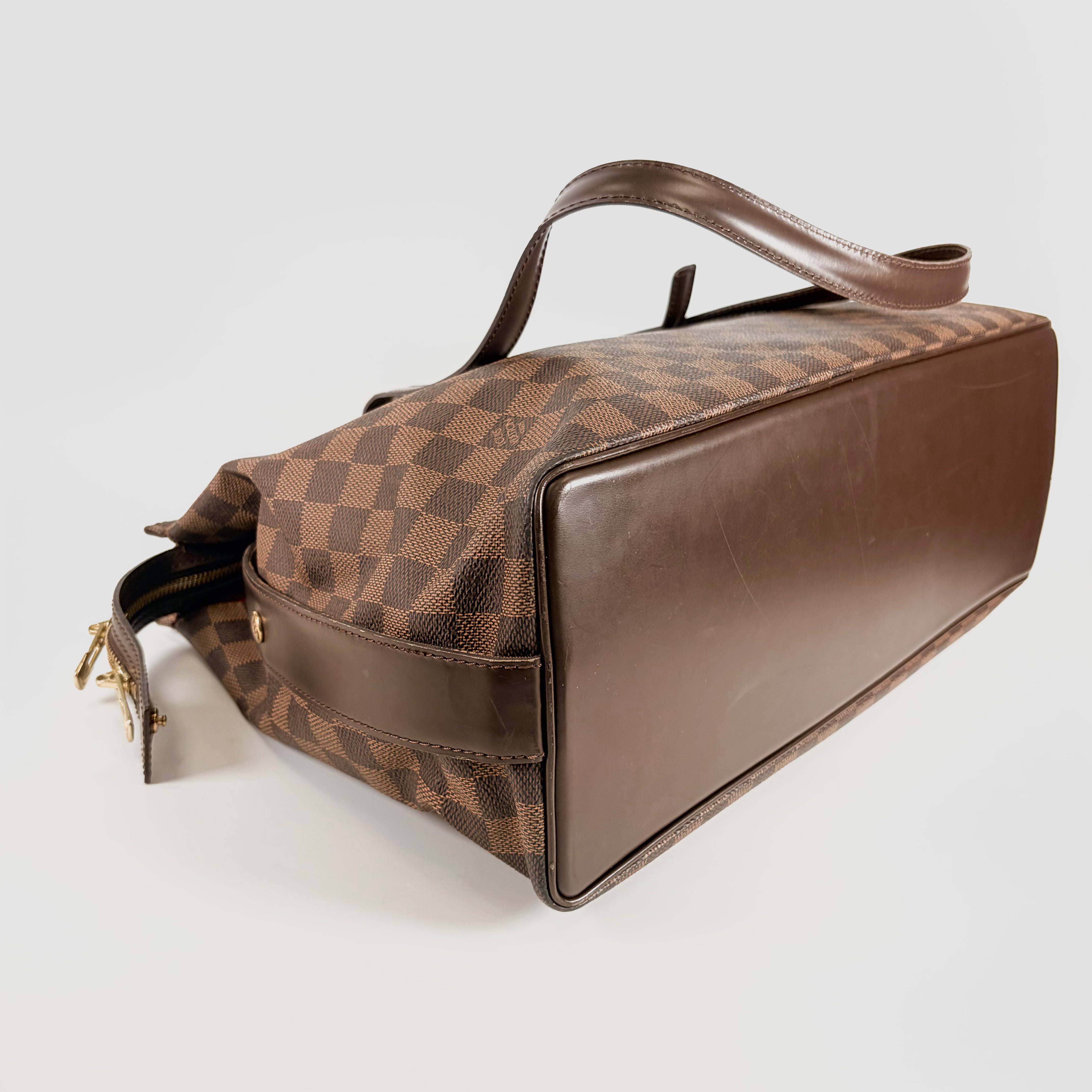 2607 secondhand Louis Vuitton Damier Chelsea Tote Bag