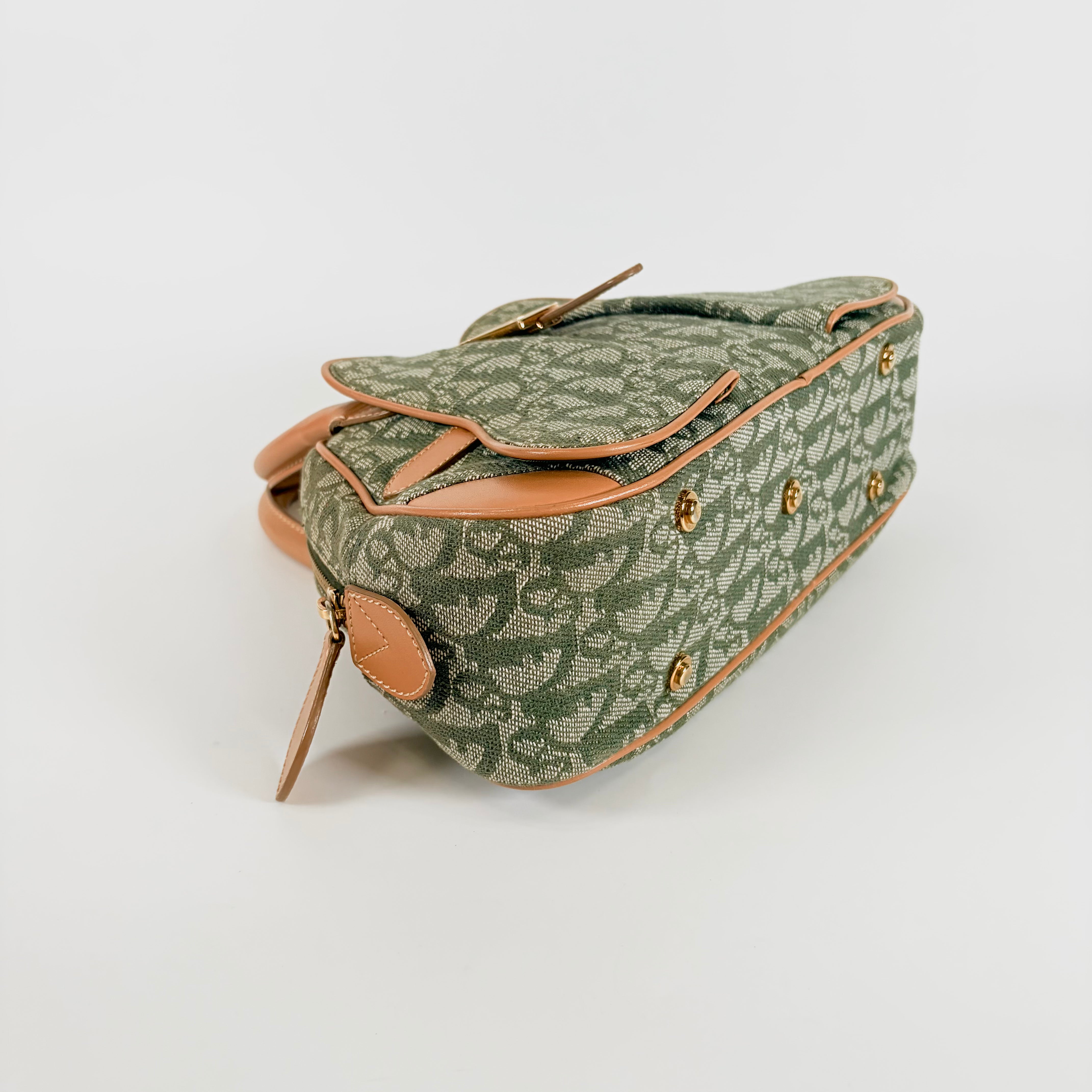 2607 secondhand CD Trotter hand bag