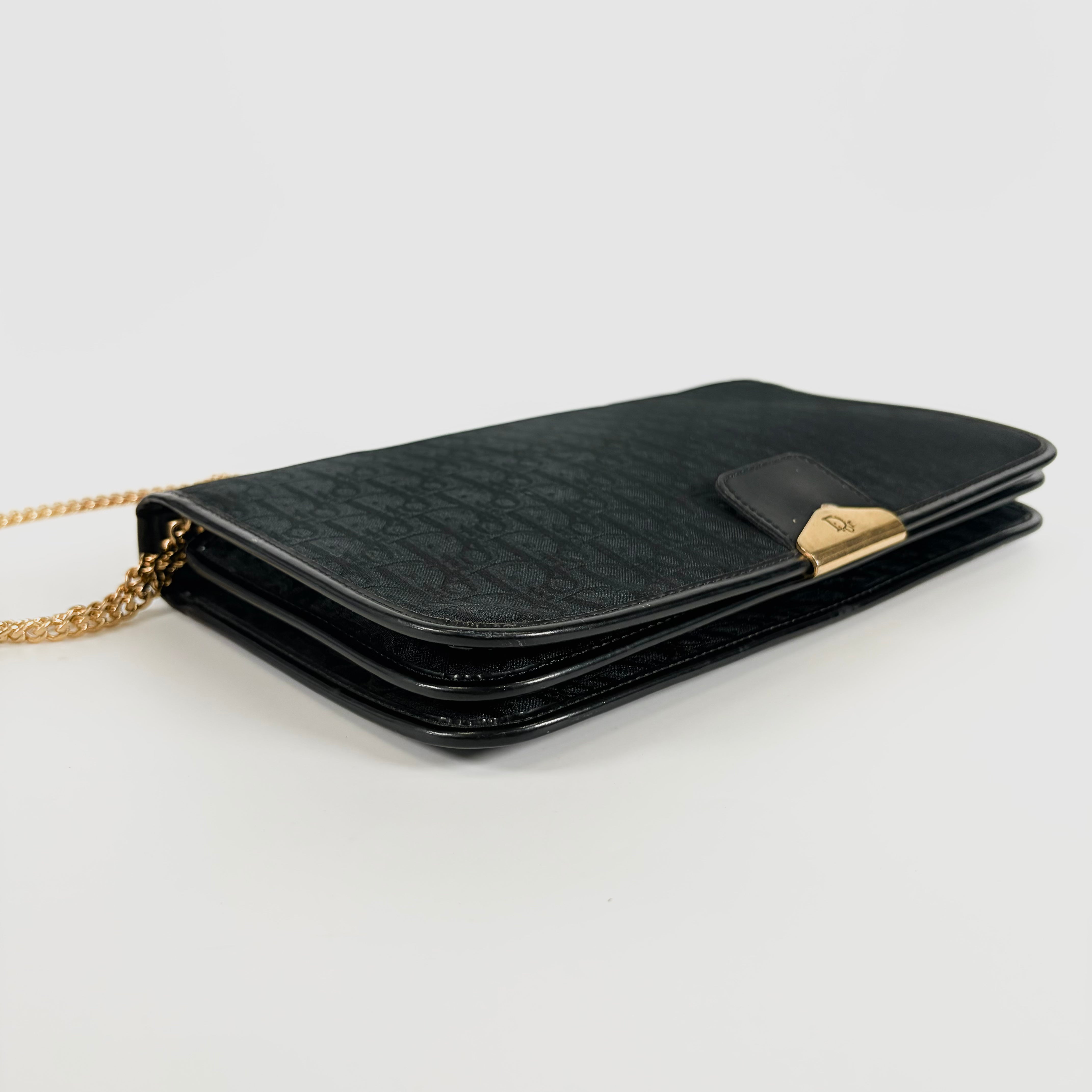 2607 secondhand CD Shoulder bag black