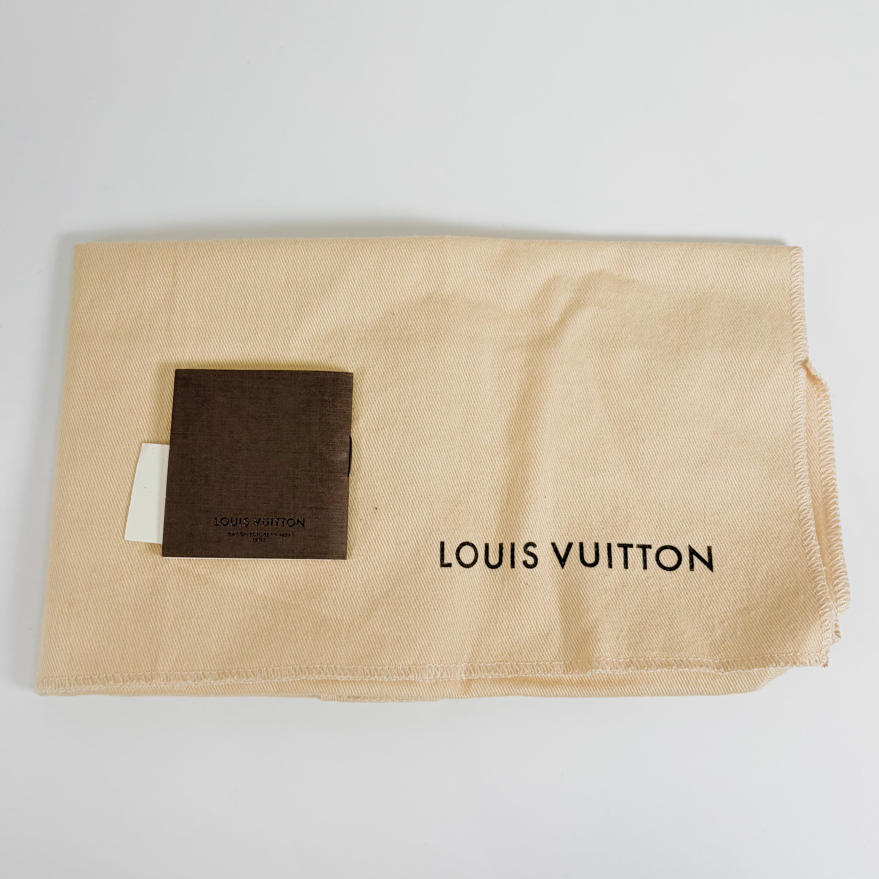 2607 secondhand LV Vernis Ron