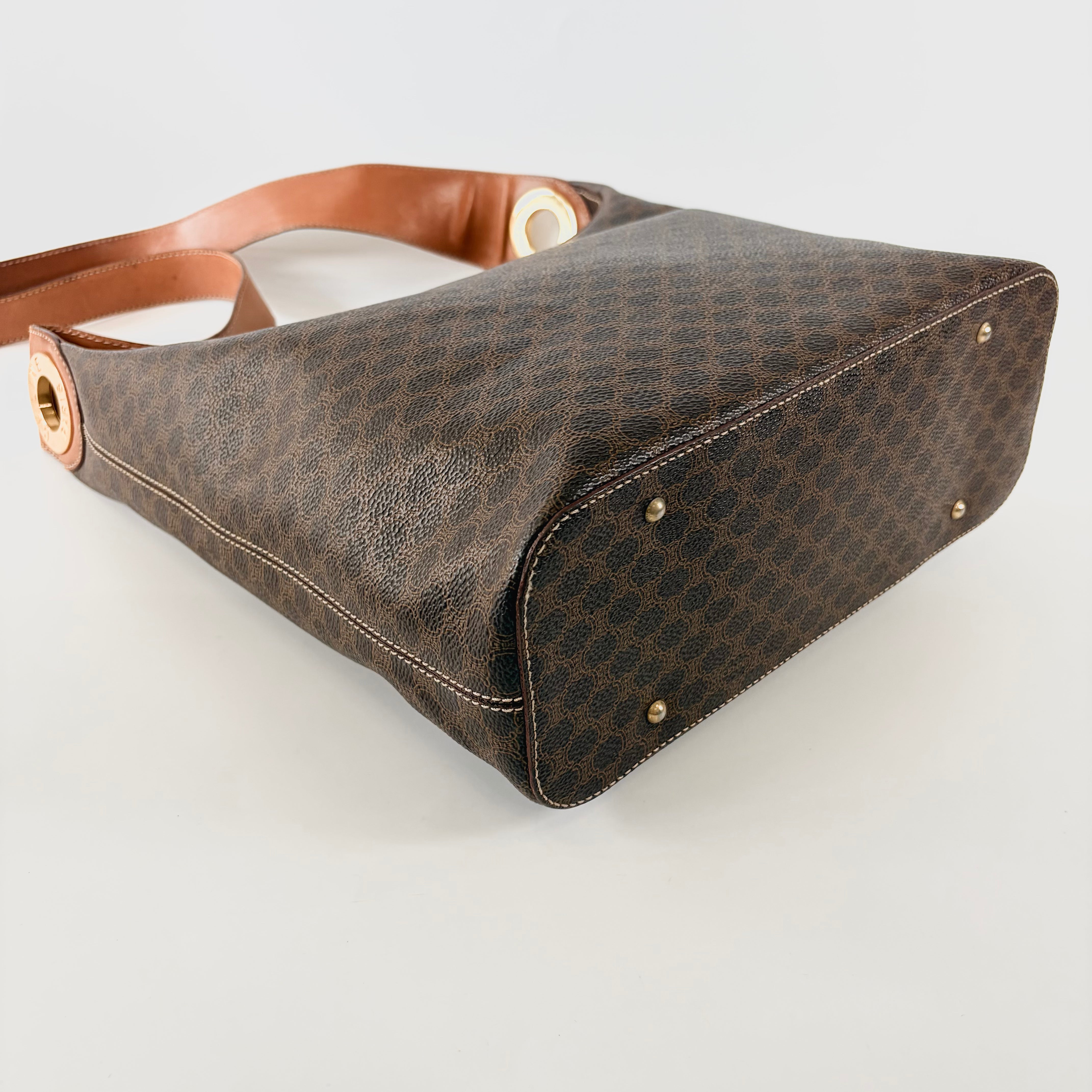 2607 secondhand CELINE Macadam Shoulder Bag