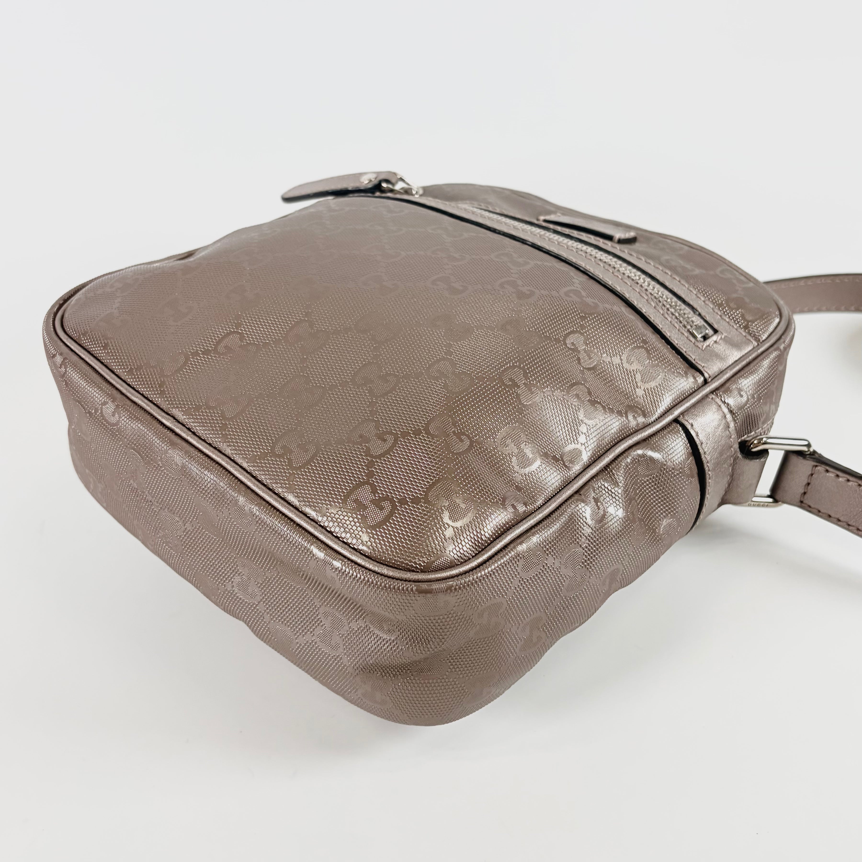 2607 secondhand GUCCI 233268 Shoulder bag Brown GG Imprime 525040