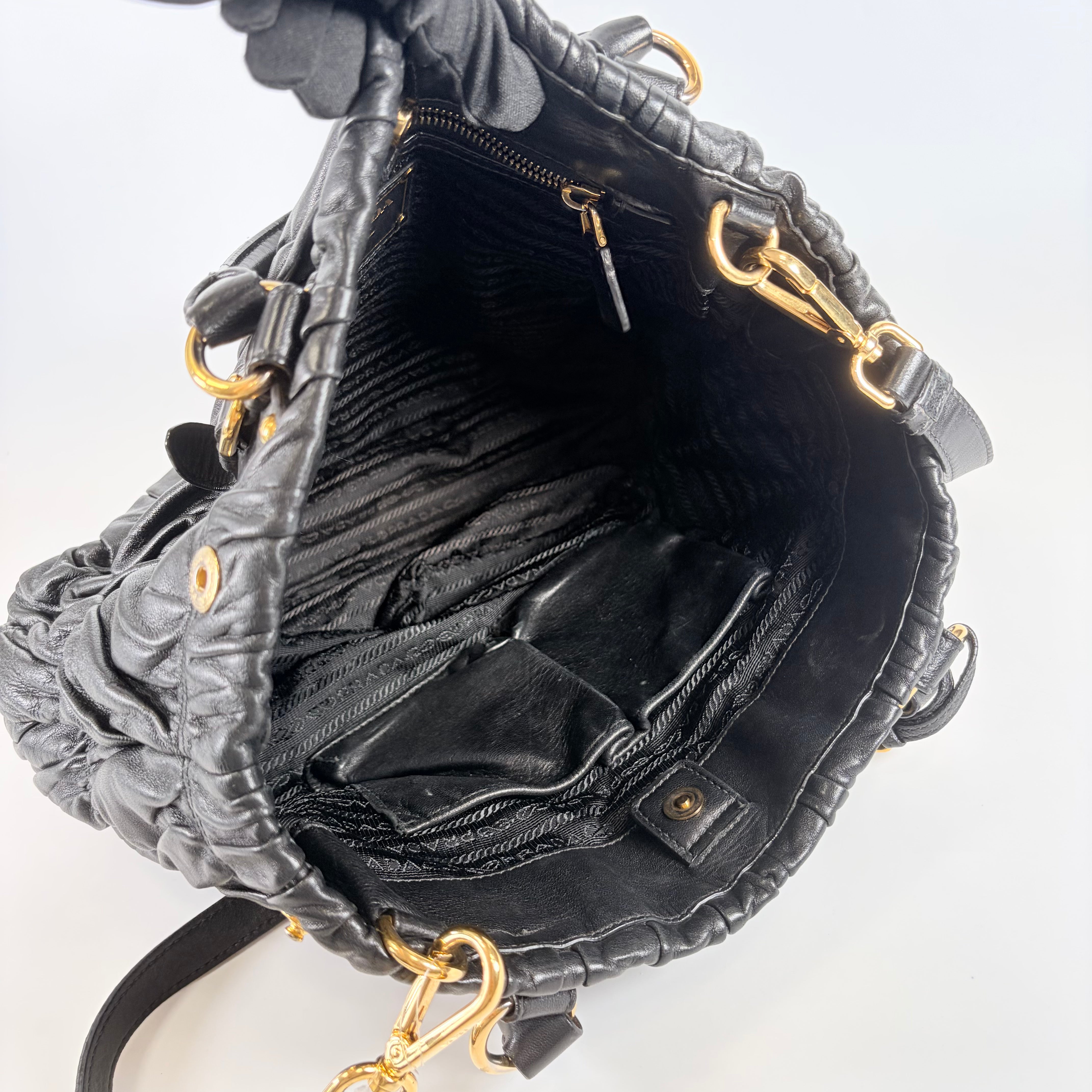 2607 secondhand PRADA 2WAY Nappa Gaufre Tote black
