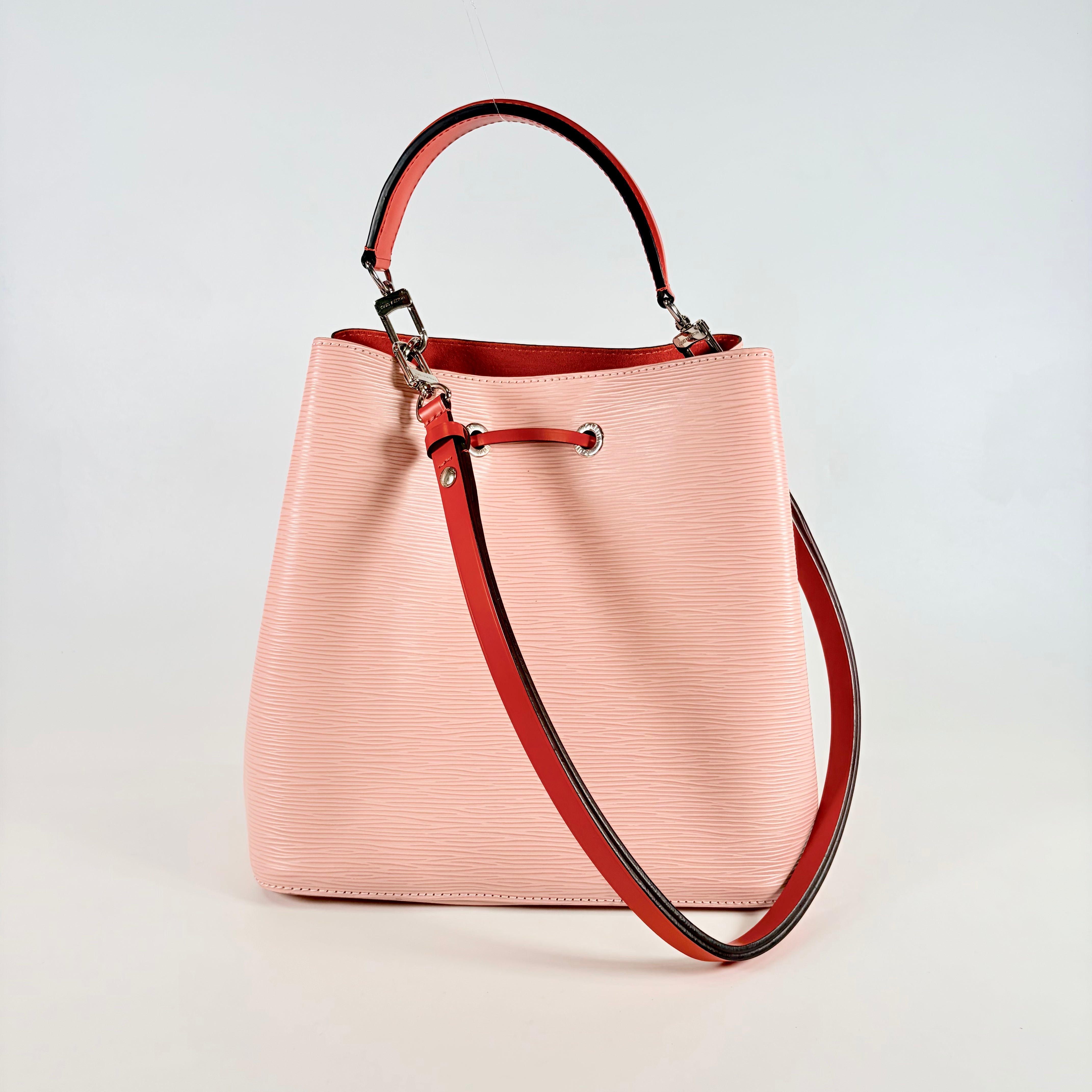 2605 secondhand LV Epi M54370 NeoNoe Rose Ballerina strap