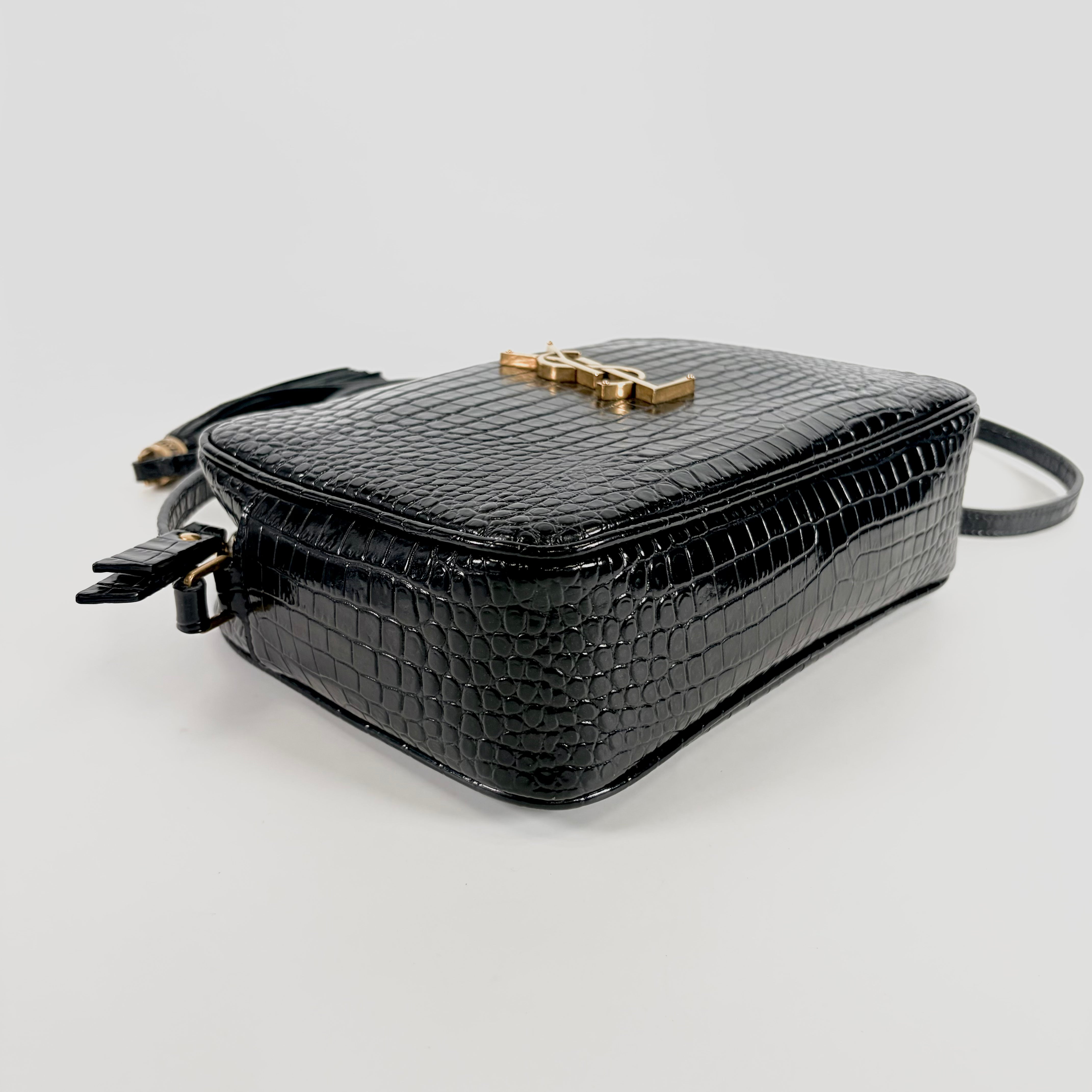 2607 secondhand SAINTLAURENT Embossed Shoulder bag